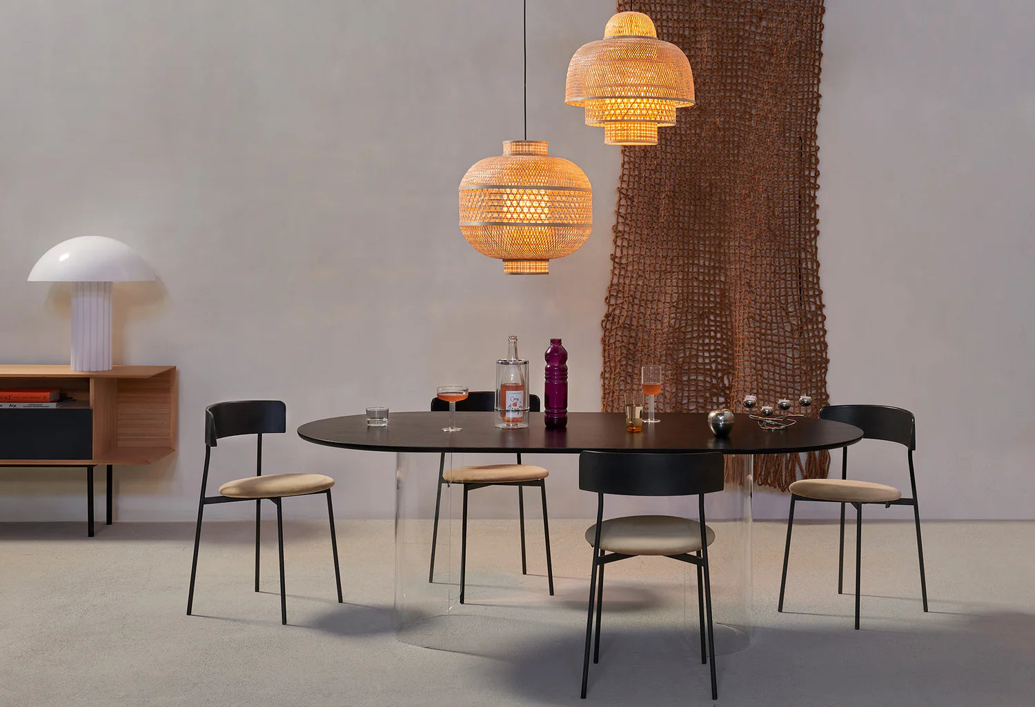 Ovaler Tisch PLATEAU schwarz