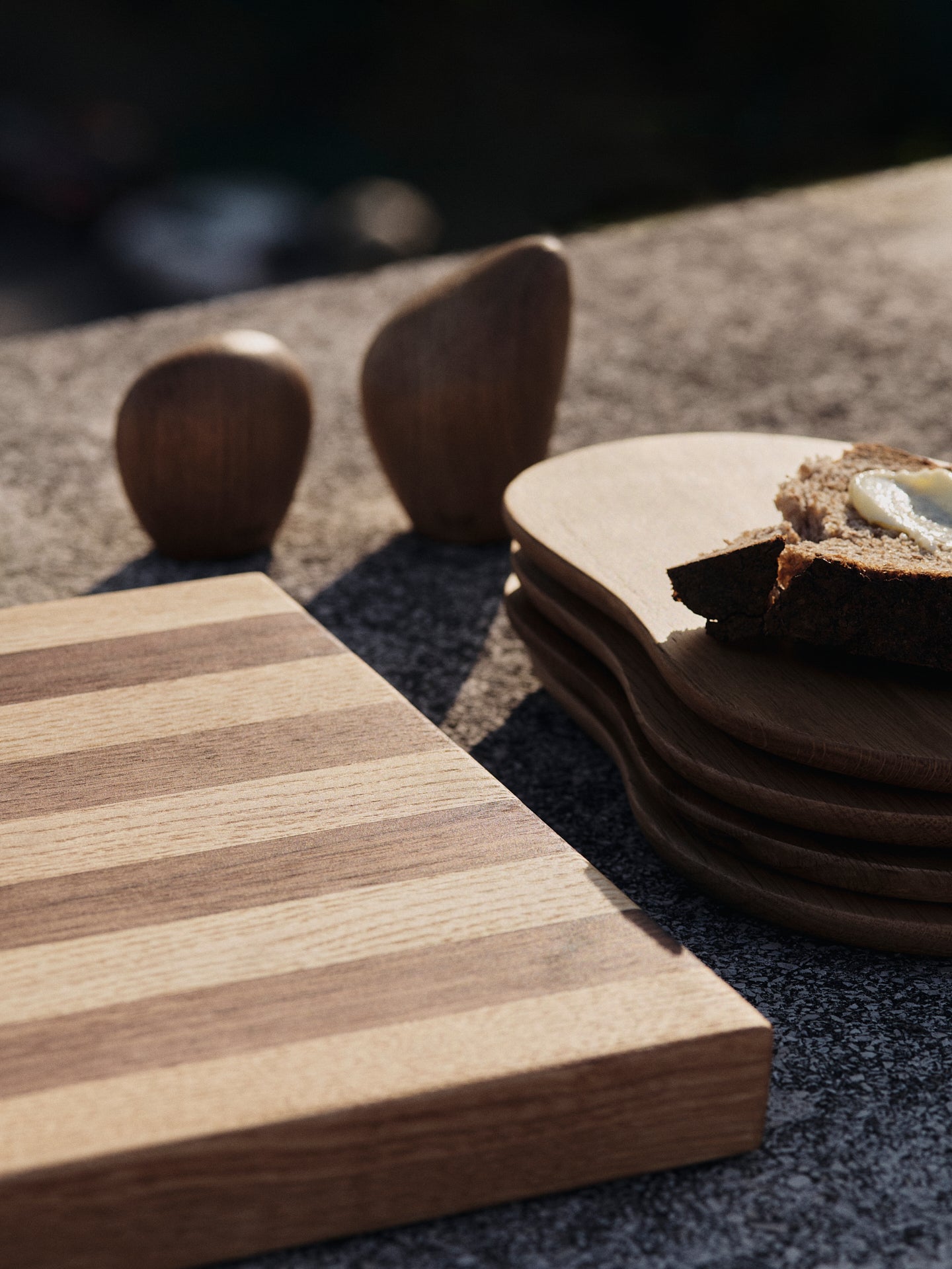 STRIBE Oak Wood Cutting Board