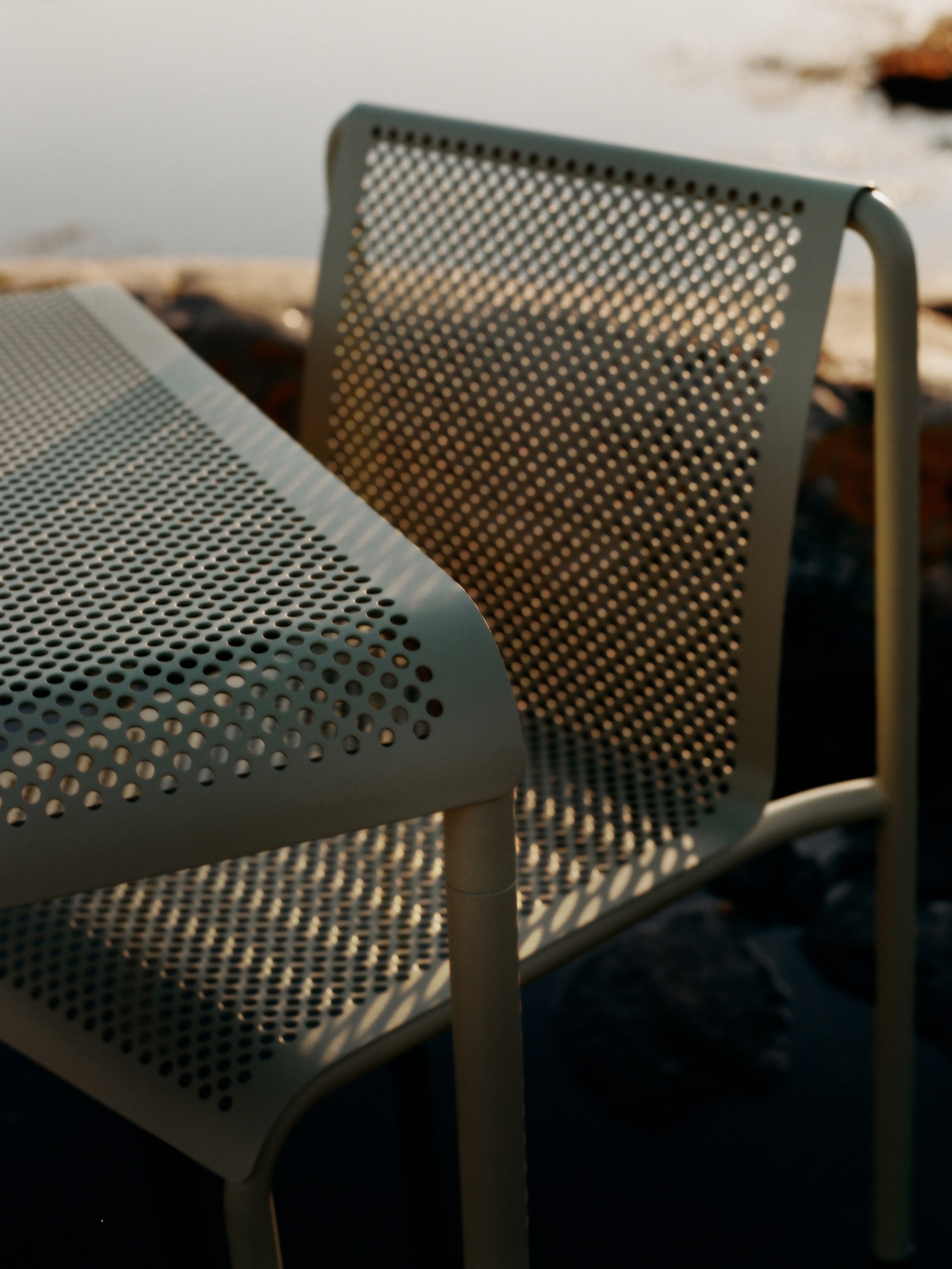DAPPLE matcha chair