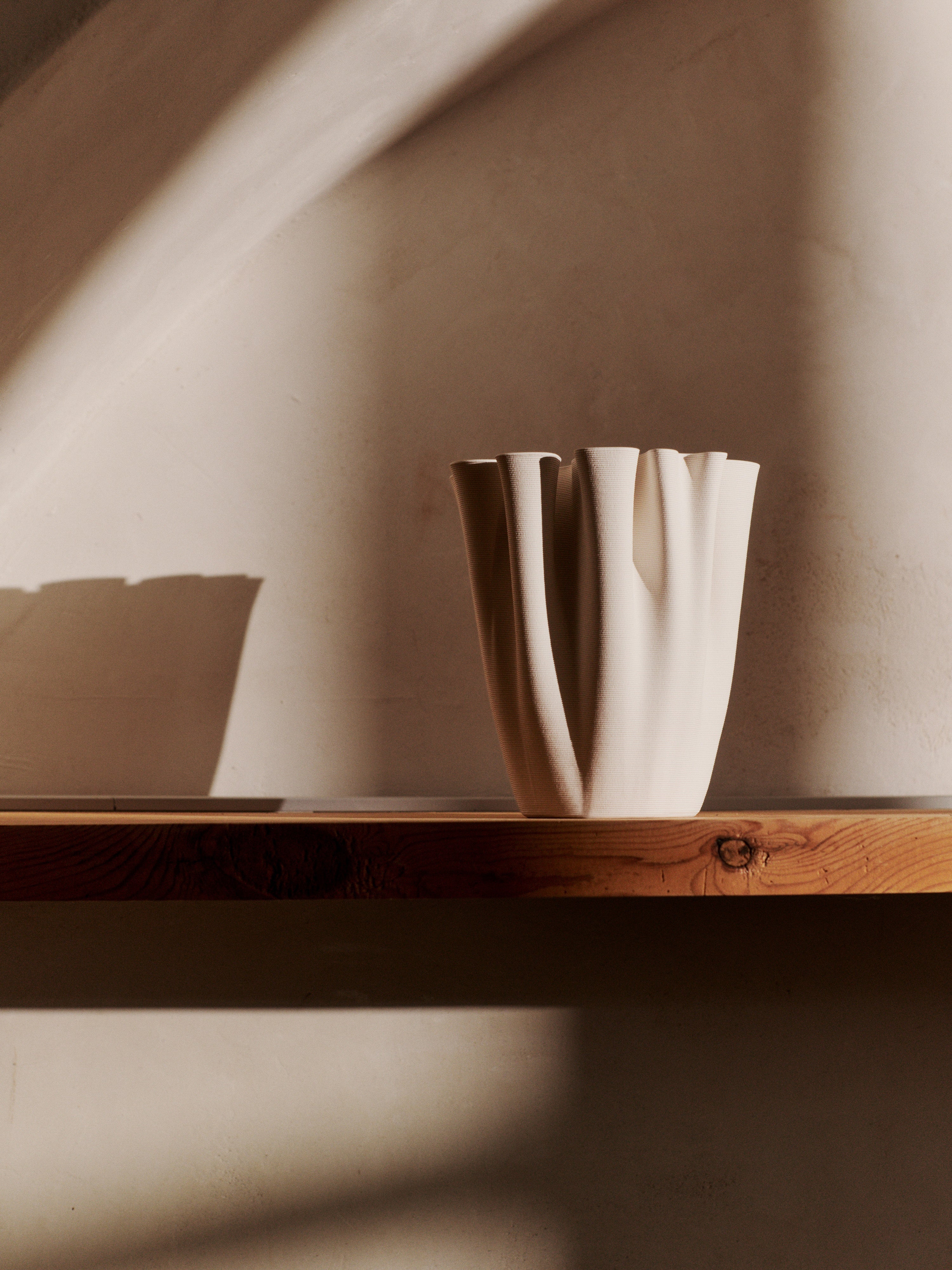 DEDALI Vase cremeweiß