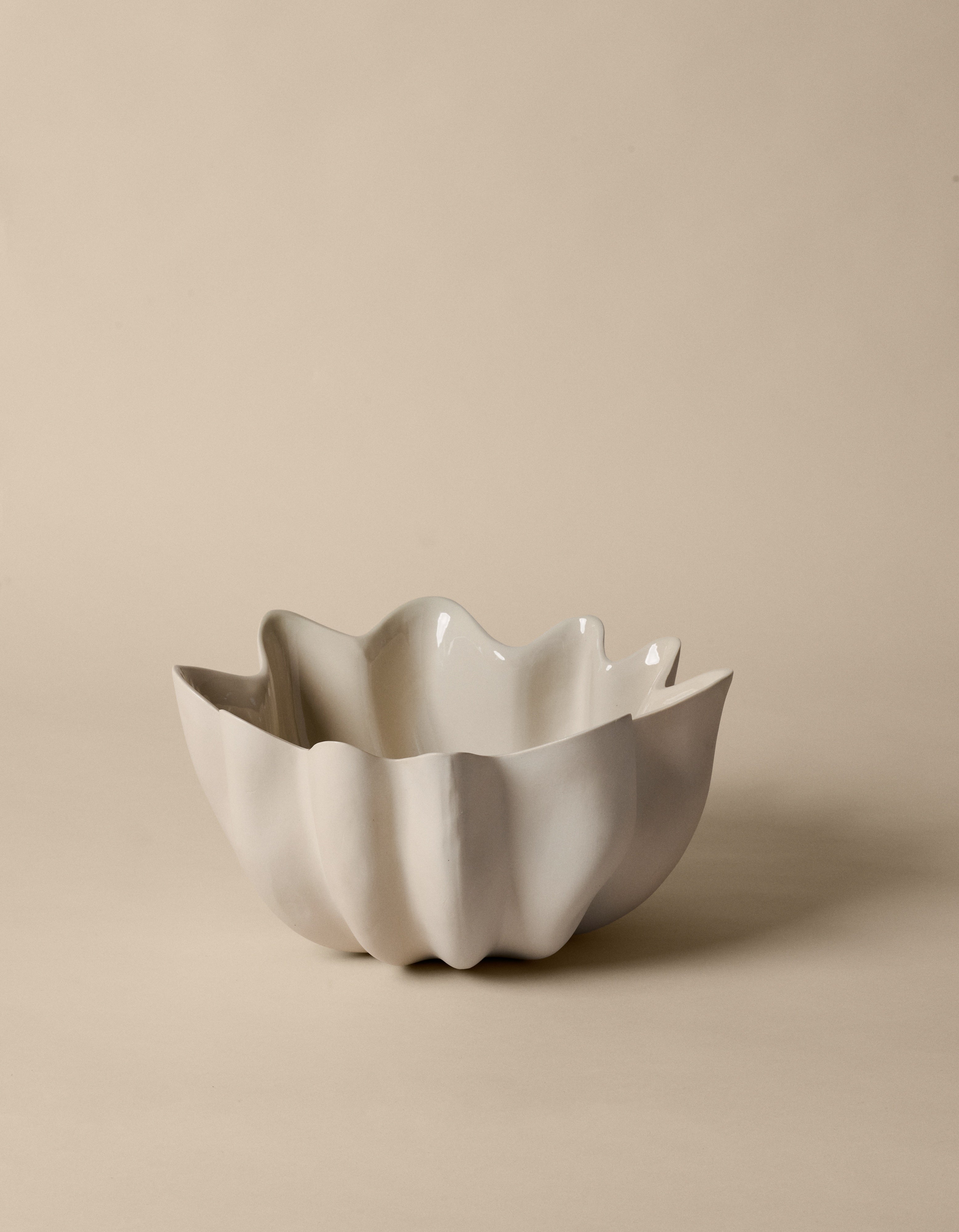 Misa NIUM broken white