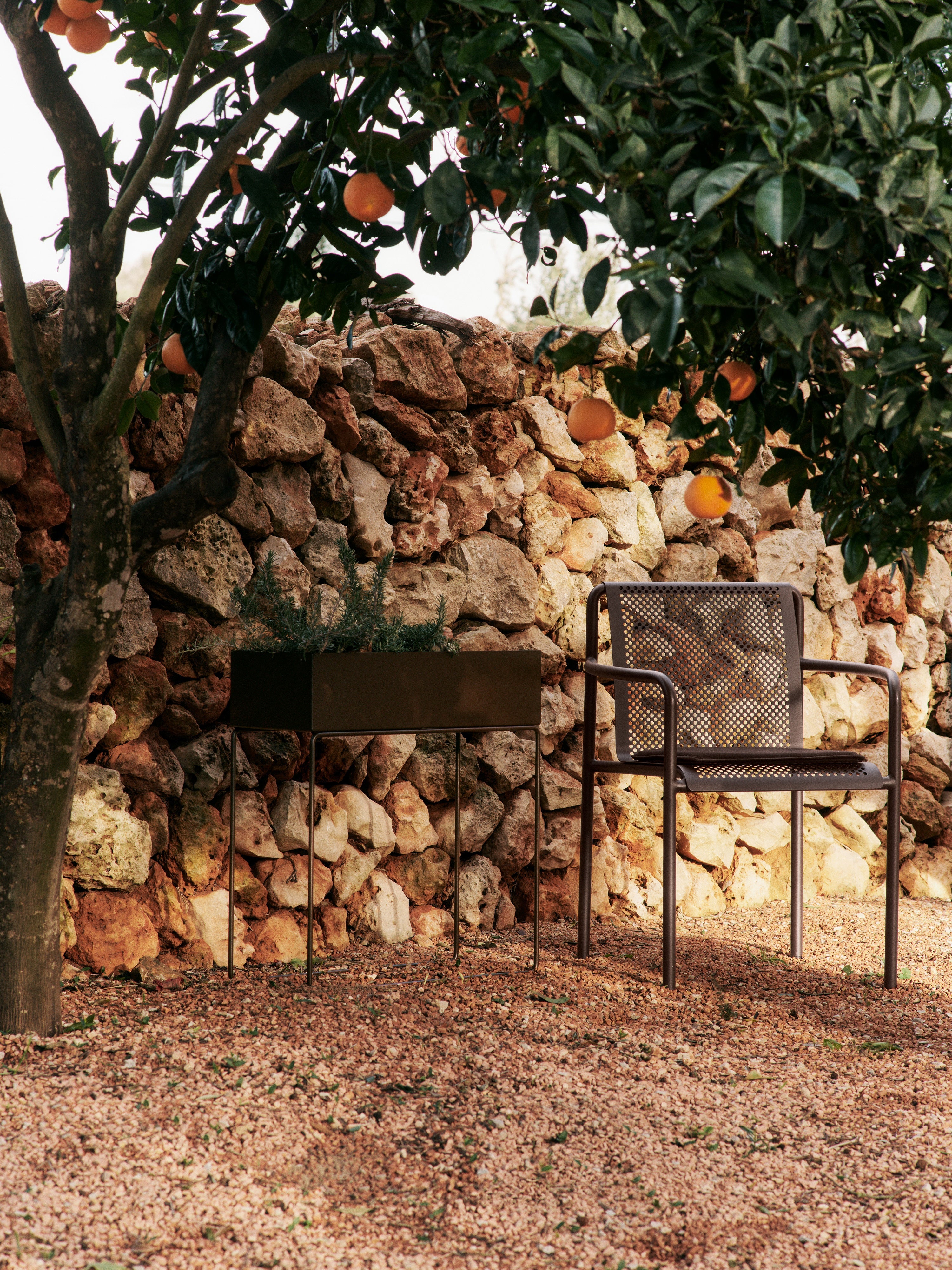 DAPPLE Armchair Dark Chocolate