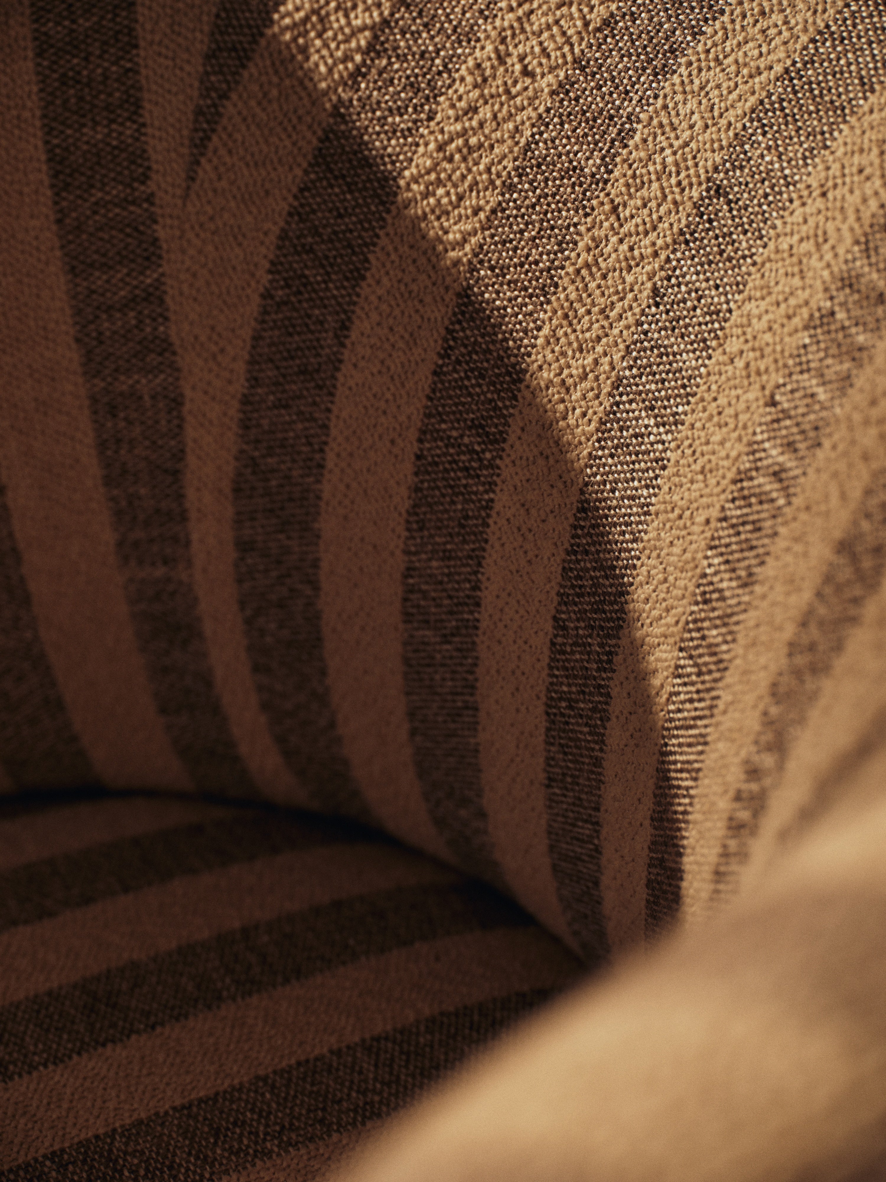 Sessel RICO LOUNGE Louisiana sandfarben mit gebrochenem Weiß