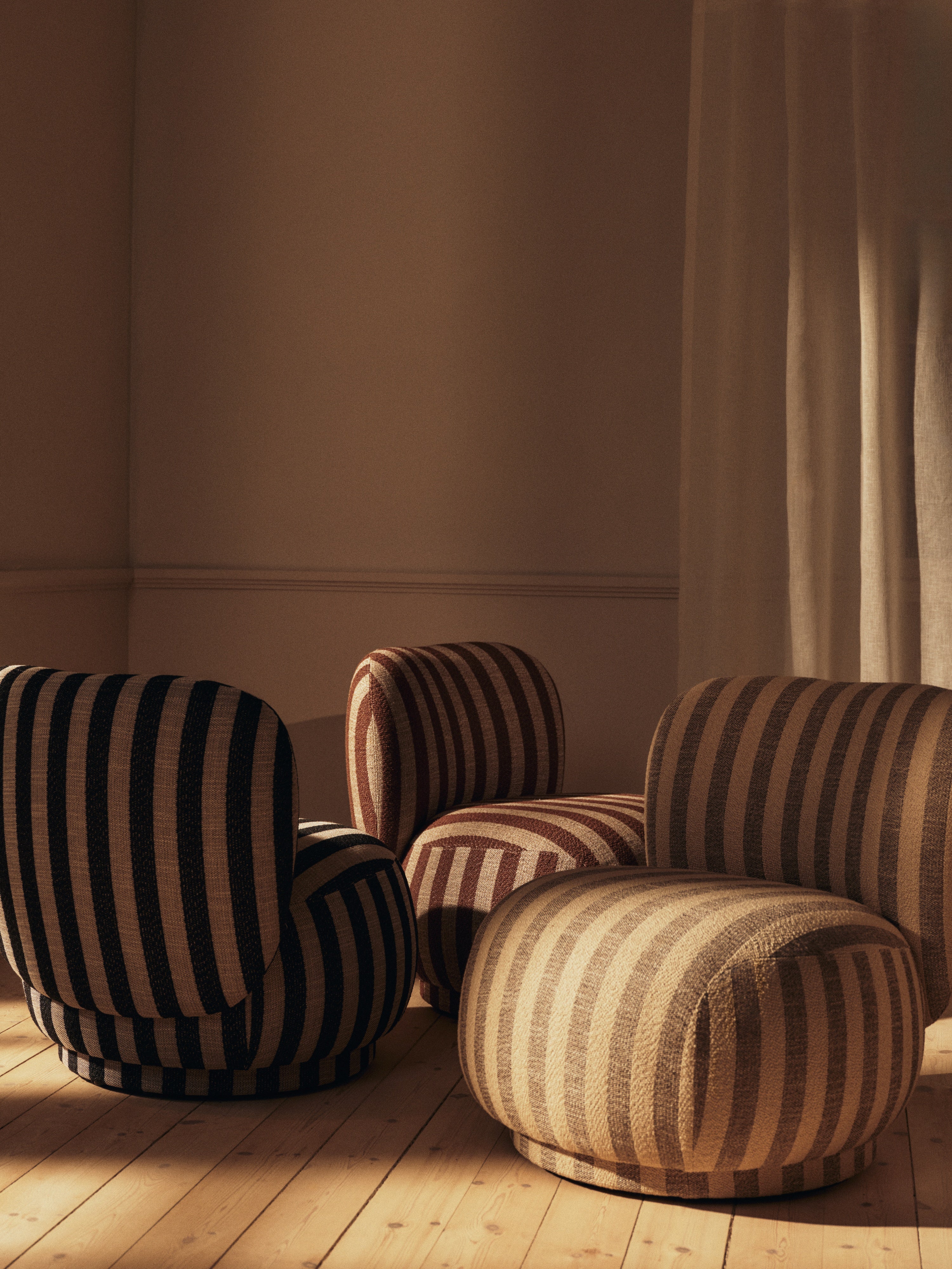 RICO PICCOLO Armchair Louisiana Black with Sand