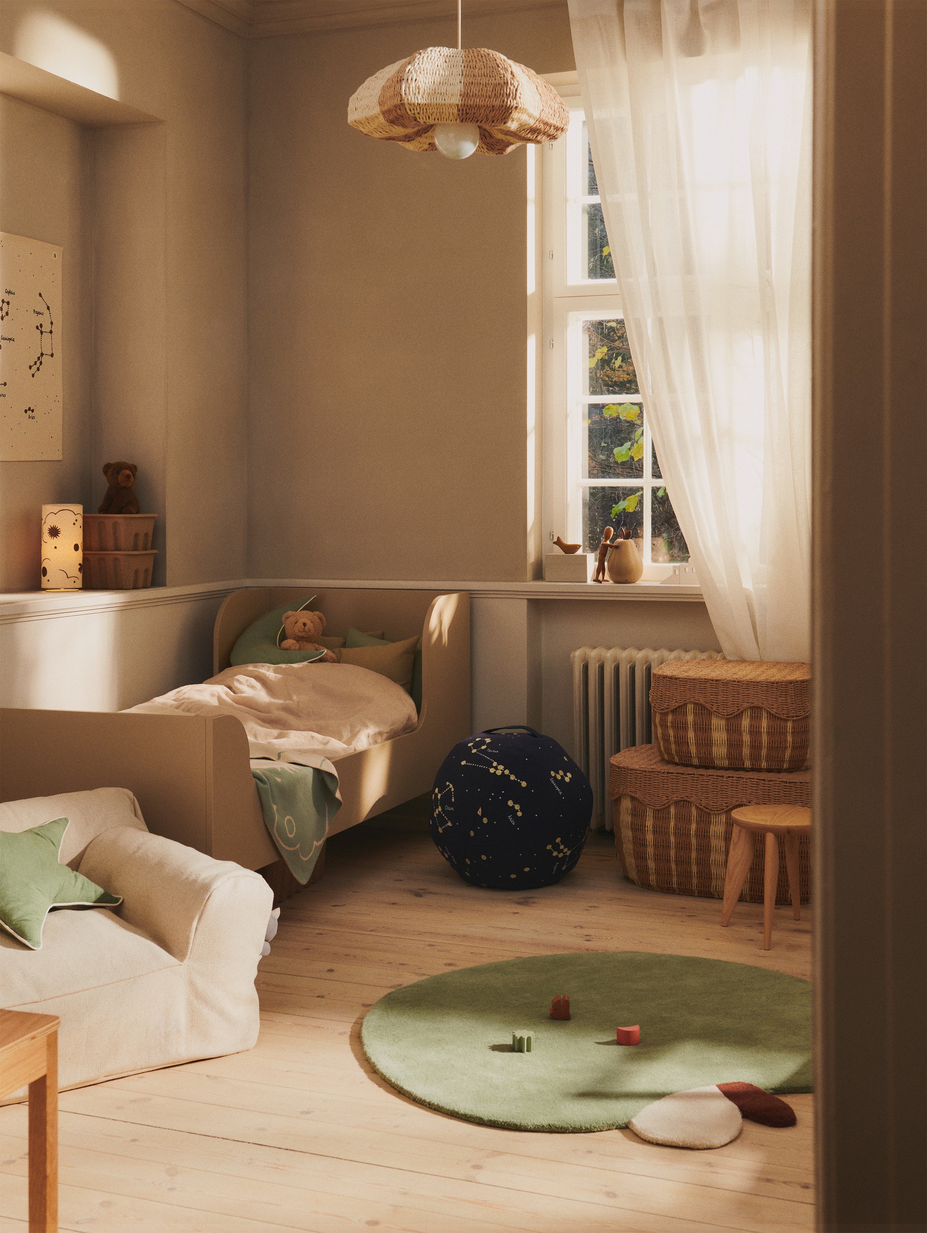 Children's rug APPLE green with brick and beige