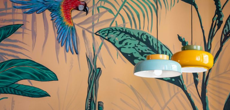 Keramik-Pendelleuchte MARACANÀ milchig mit Marineblau