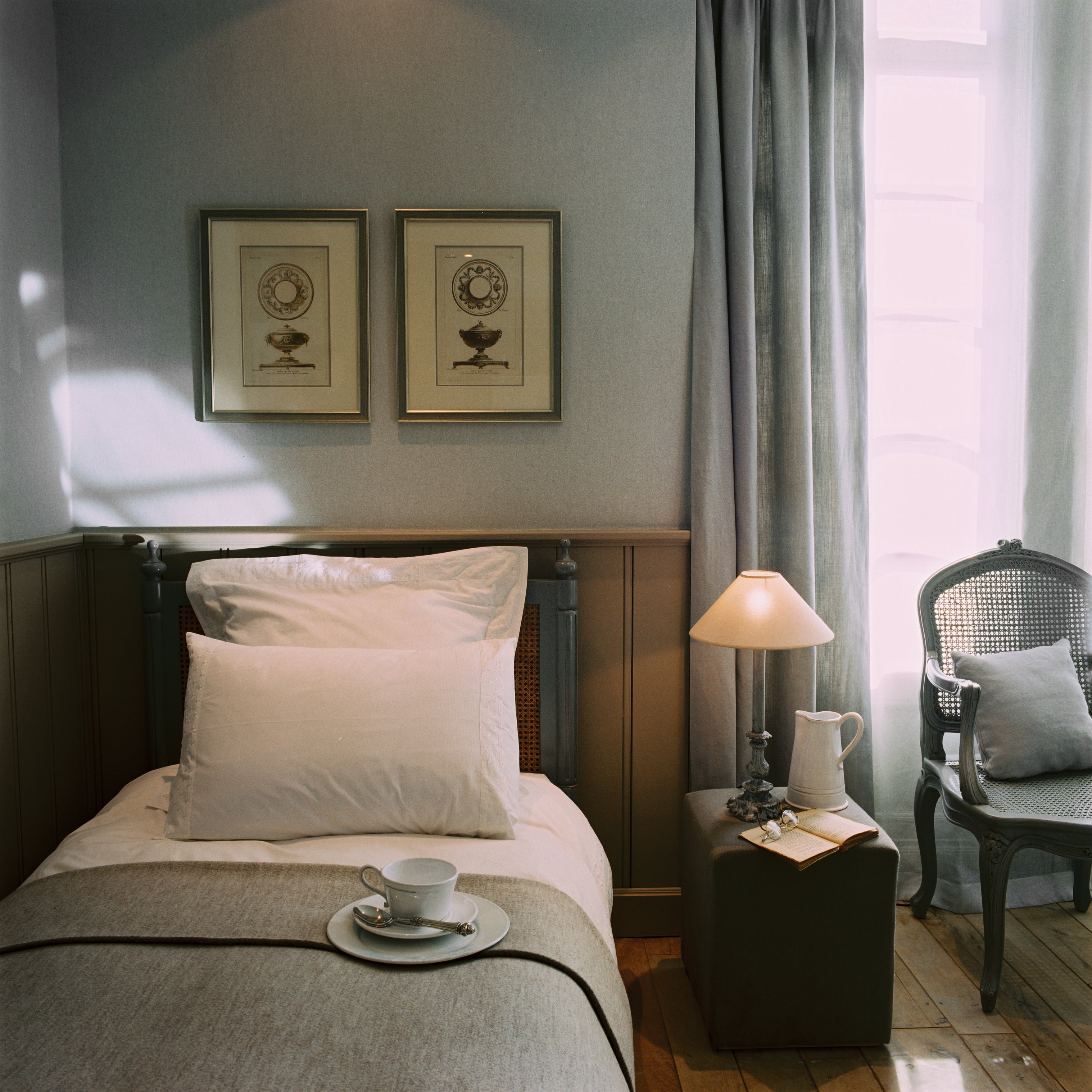 Strukturierte Tapete, die Leinwand imitiert, LIN grün