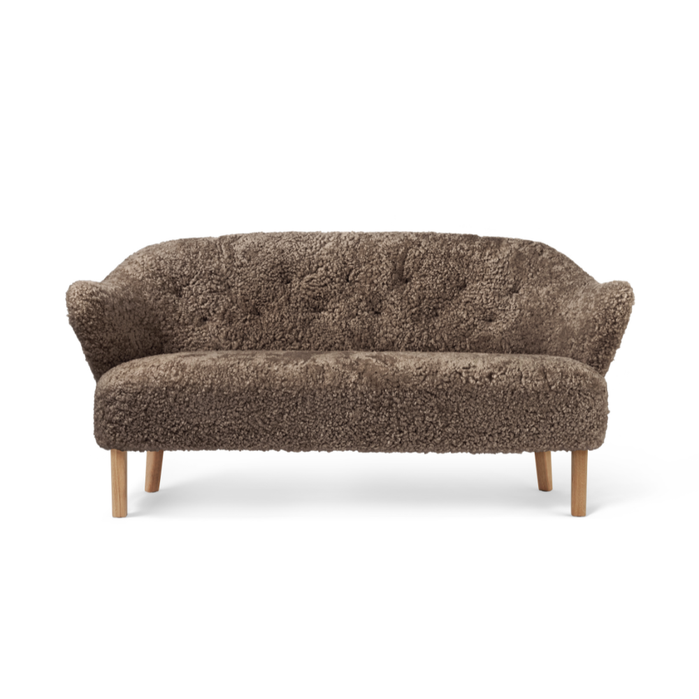 Sofa INGEBORG braunes Schafsleder mit Eichenbasis