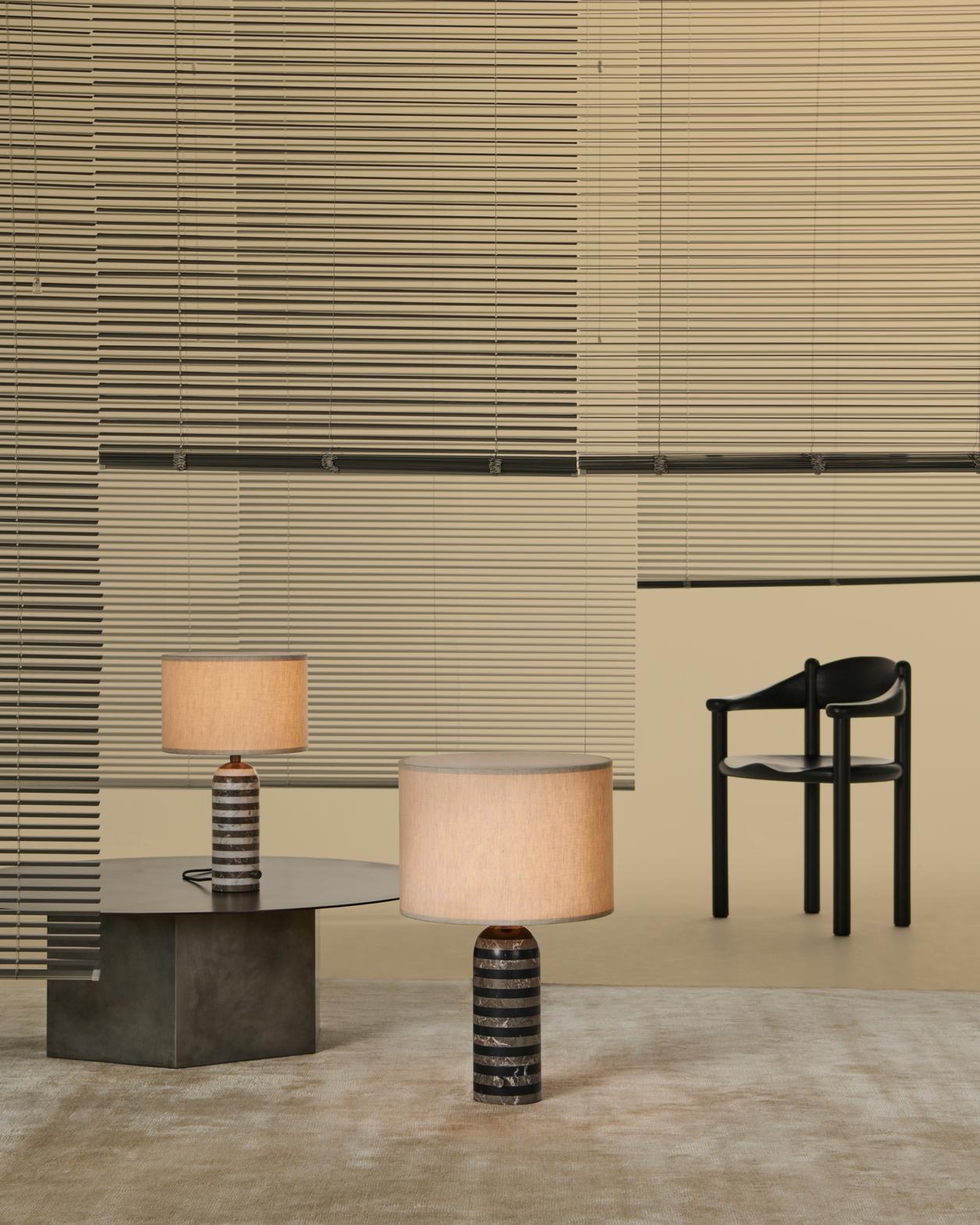 Tischlampe GRAVITY schwarz mit Marmor