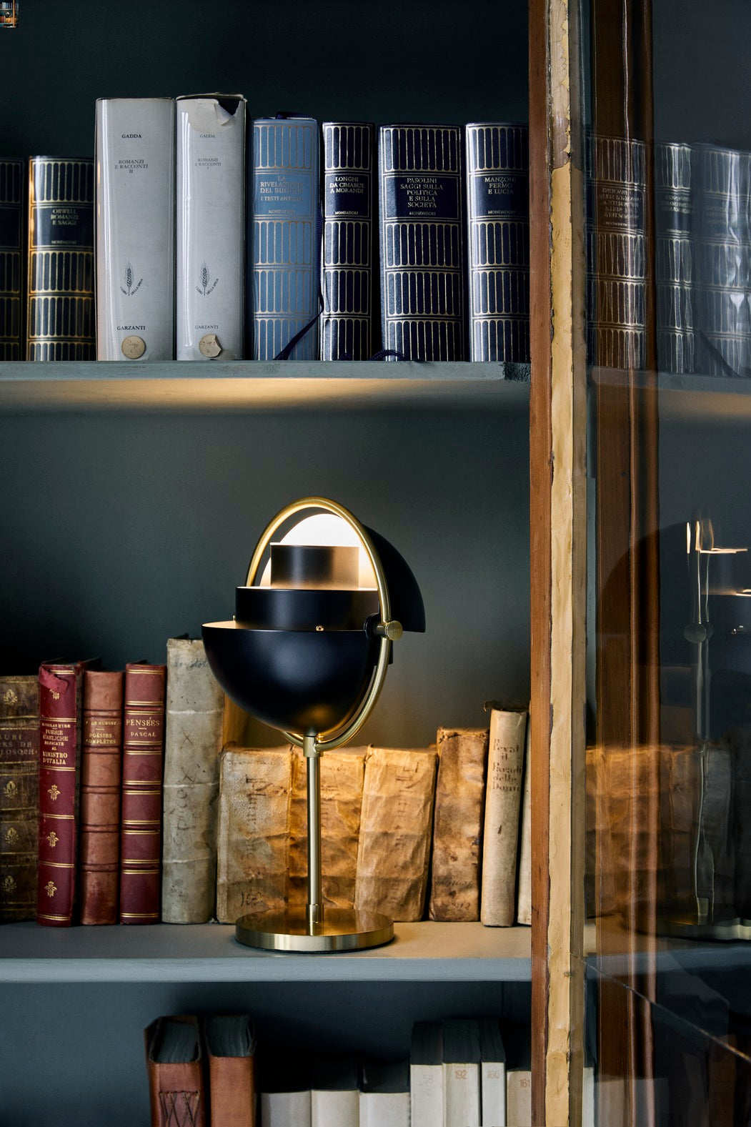 MULTI-LITE tragbare Lampe schwarz