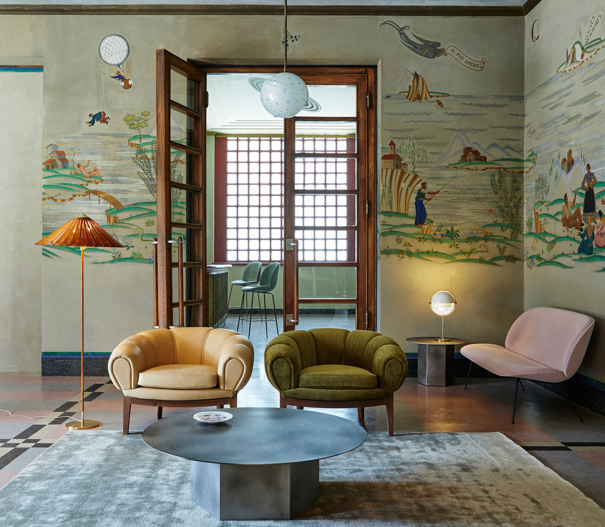 CROISSANT upholstered armchair with an oak base