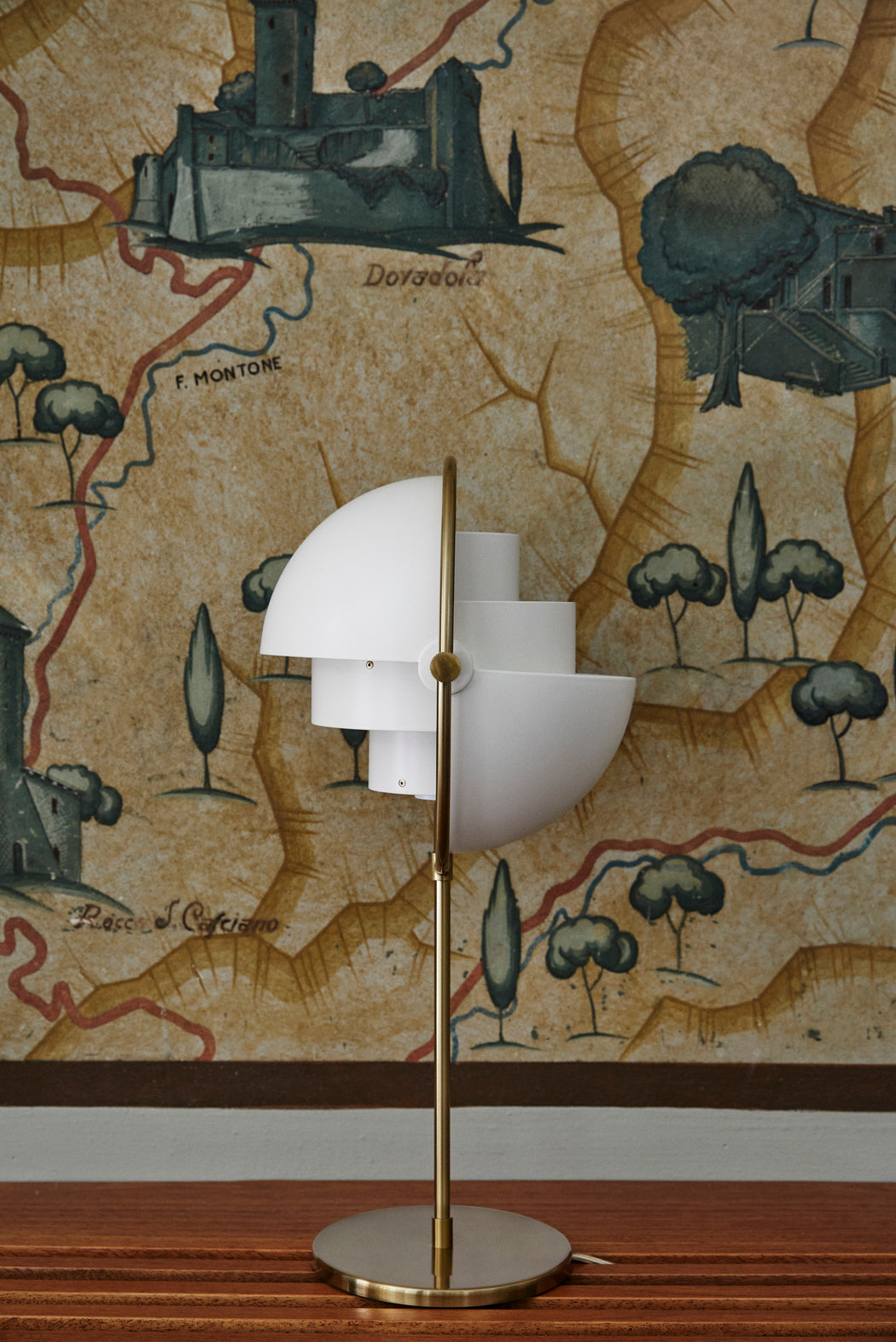 MULTI-LITE brass table lamp
