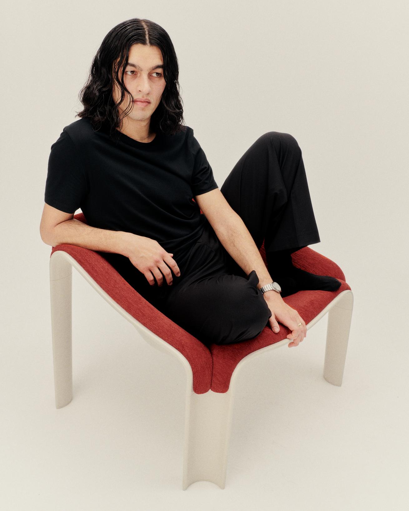 F300 Armchair red with white base