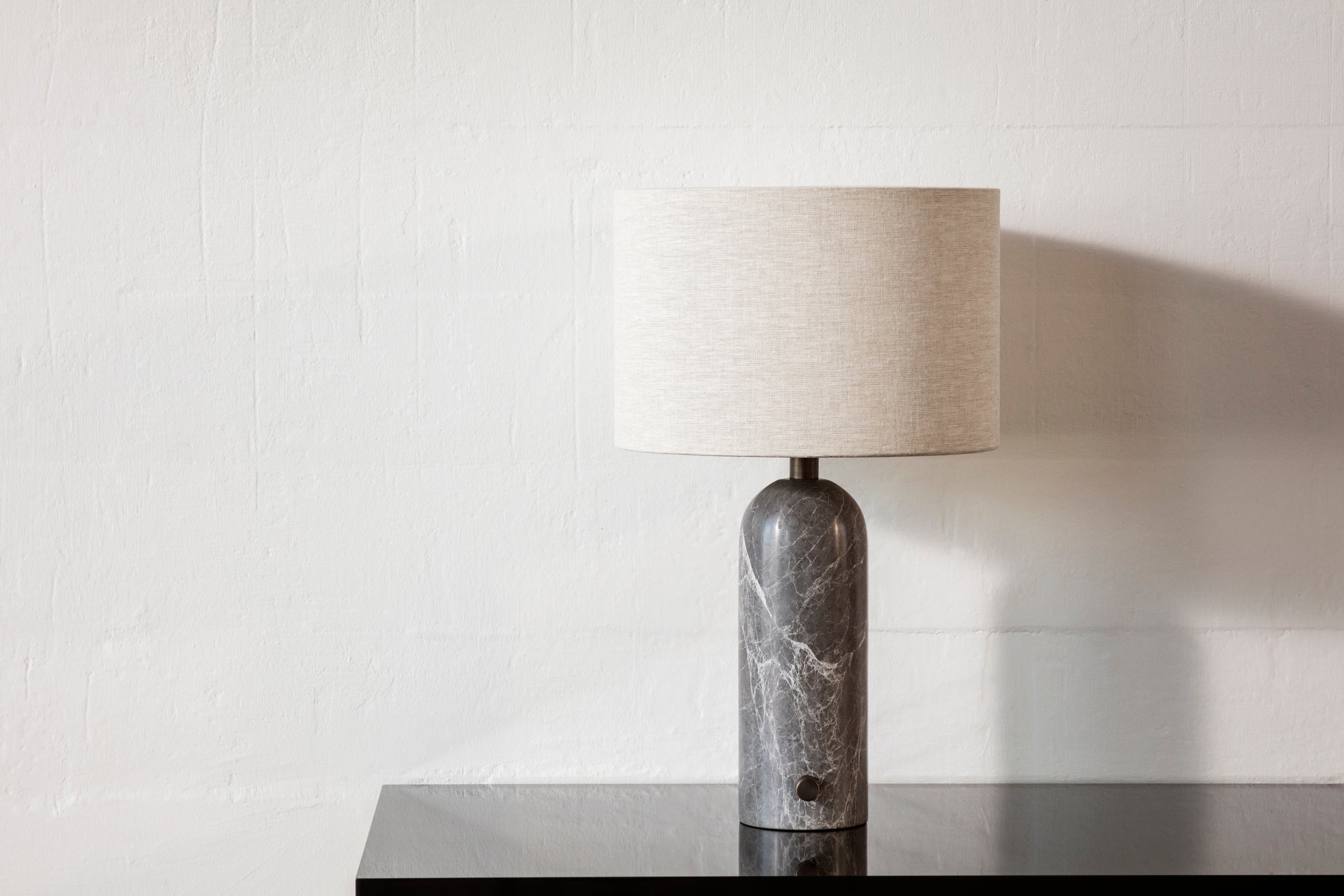 GRAVITY Table Lamp White Marble