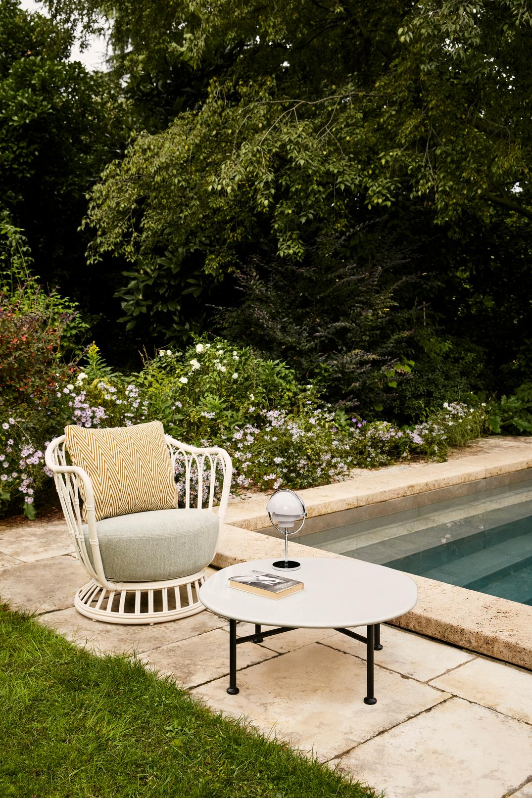 GRACE upholstered garden armchair with beige base