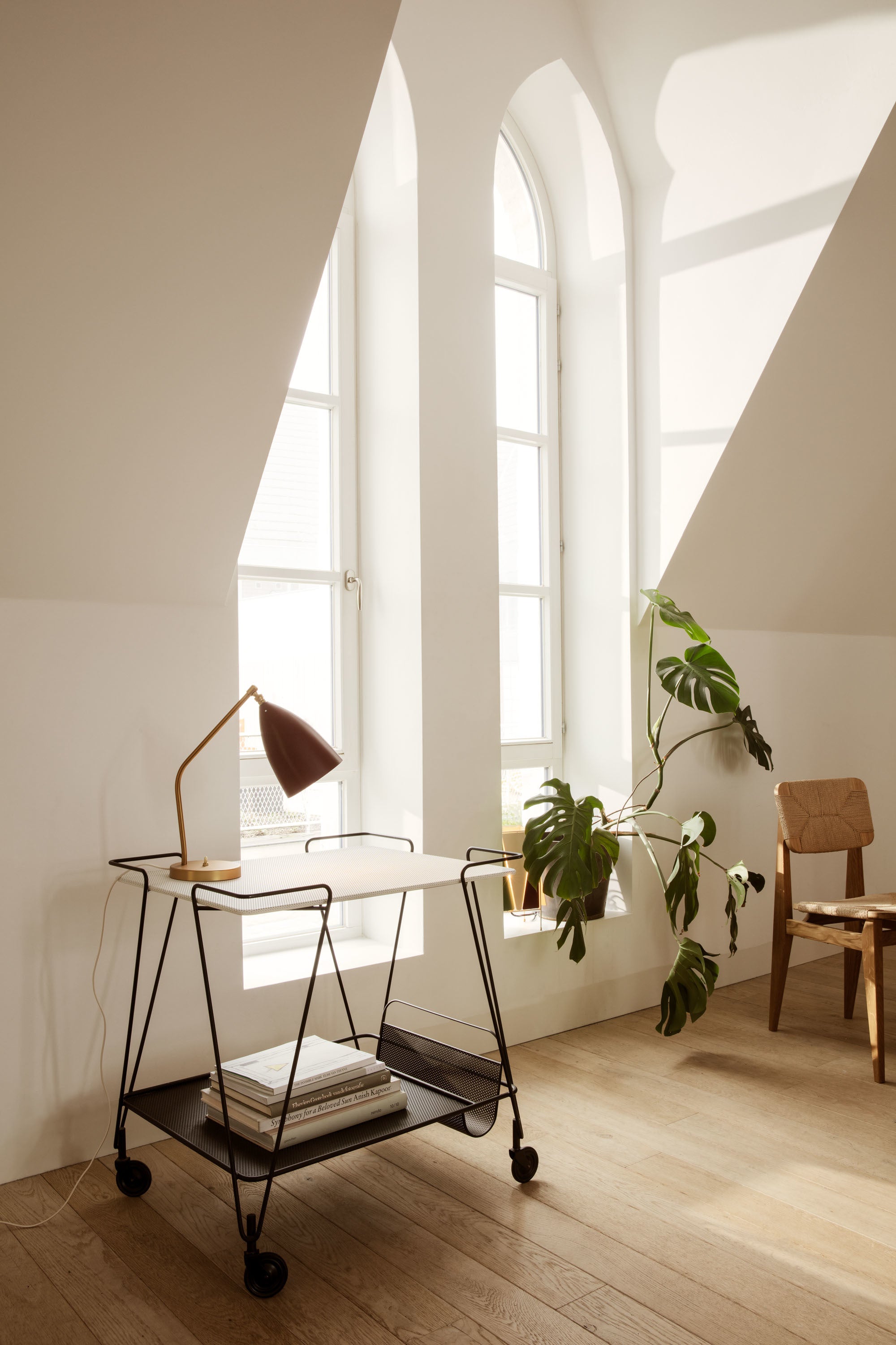 Table lamp GRÄSHOPPA gray shade with gold base