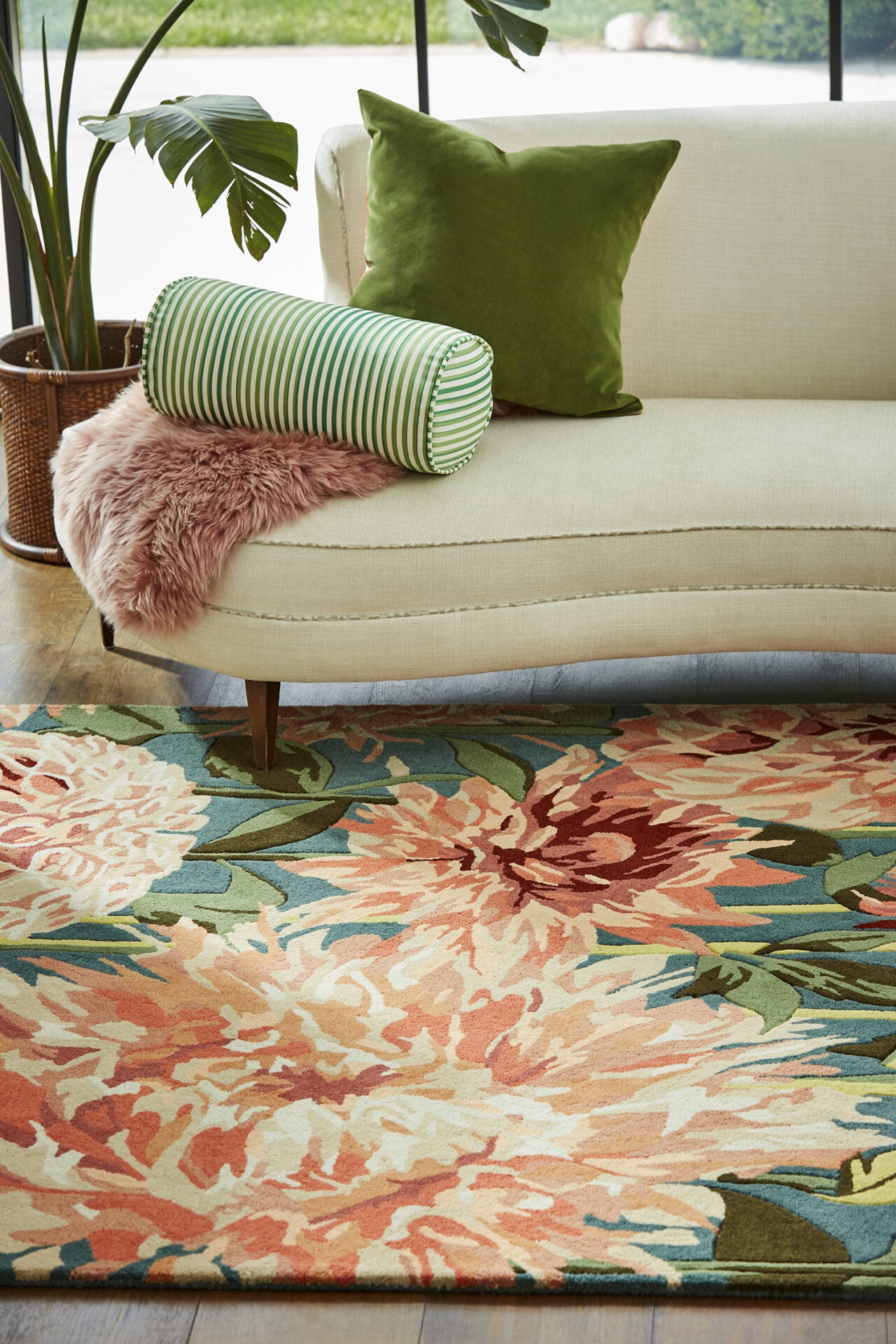 Dahlia Coral Wilderness Orange-green rug