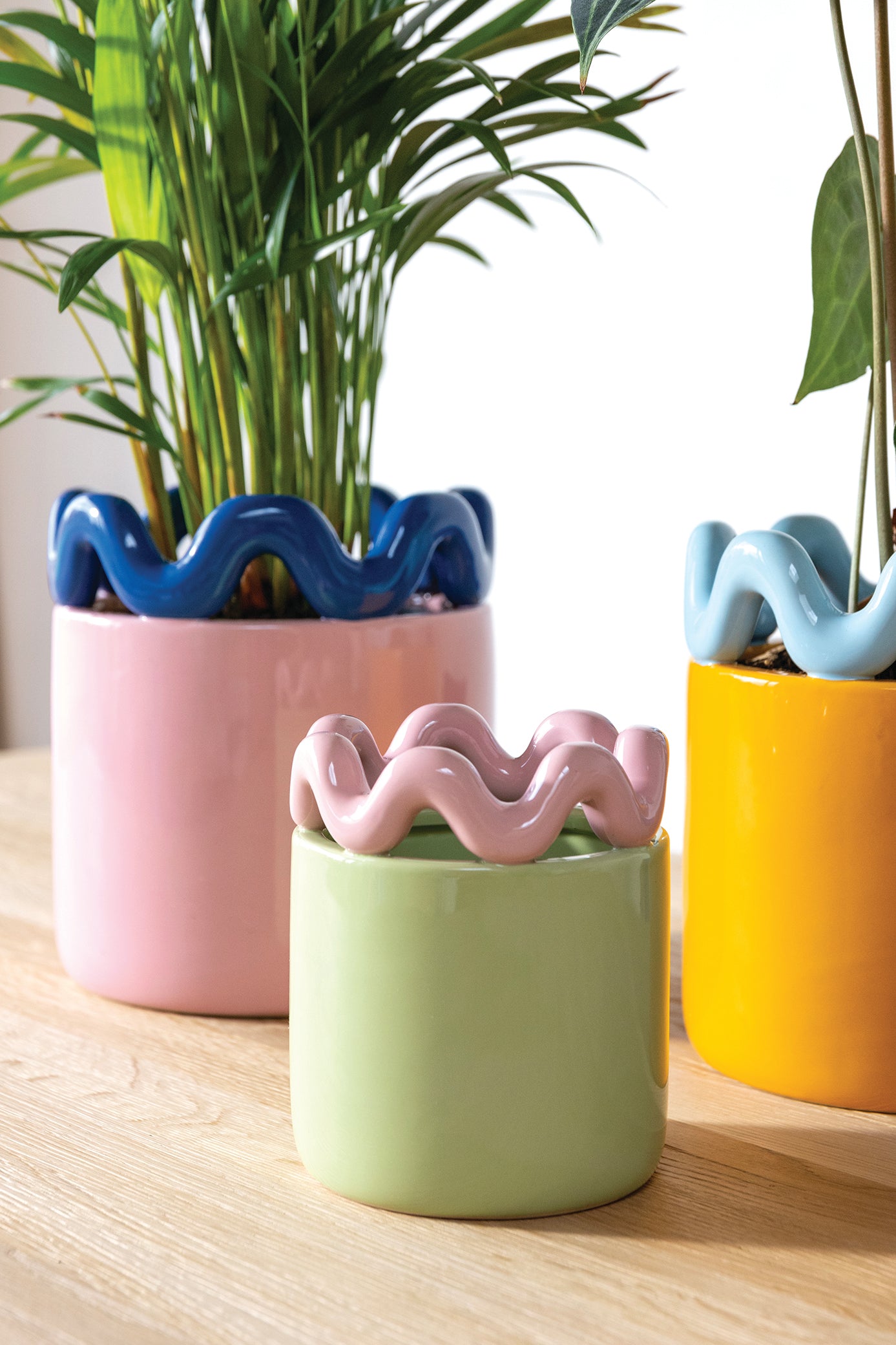 Blumentopf SWAY grün mit rosa