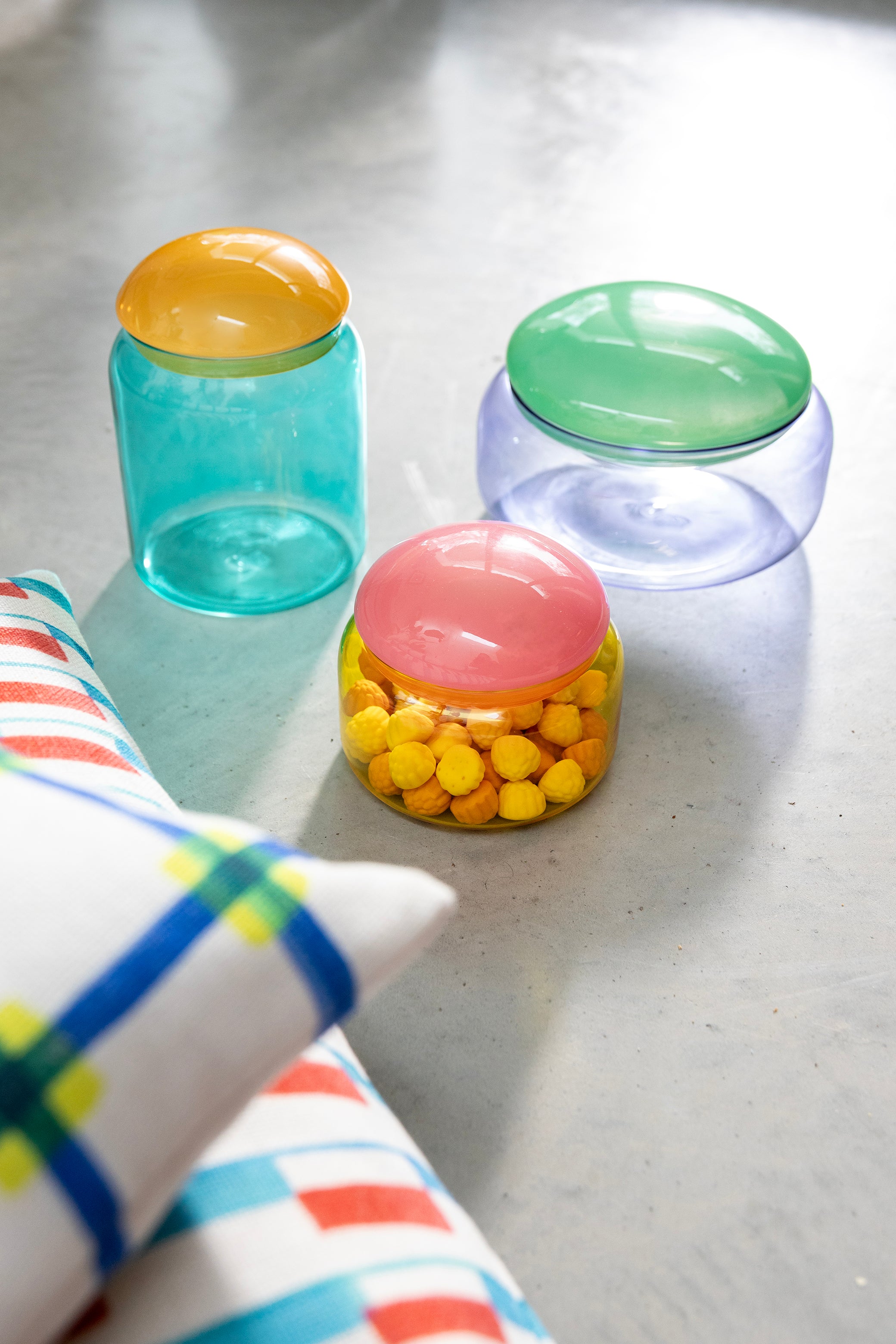 Glass Container PUFFY Yellow with Pink Lid