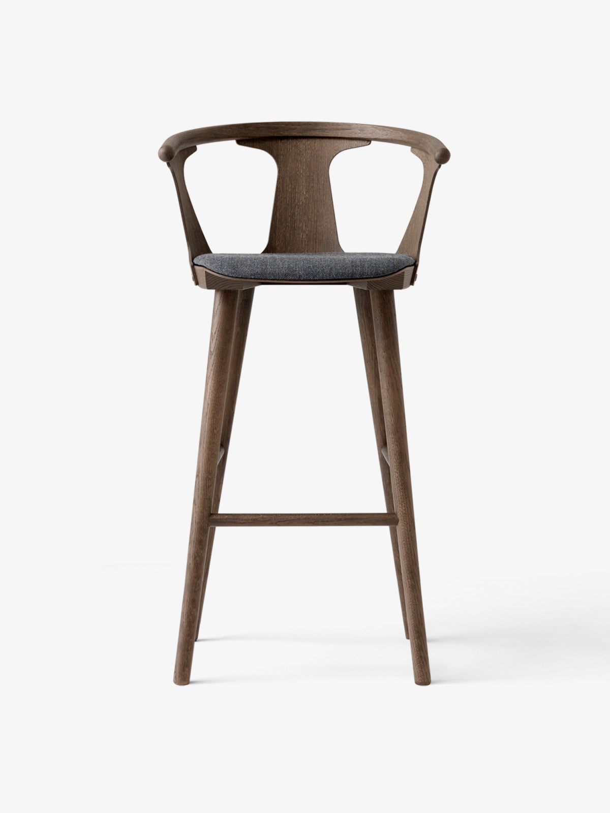Hocker IN BETWEEN rauchig geölte Eiche mit gepolsterter Sitzfläche