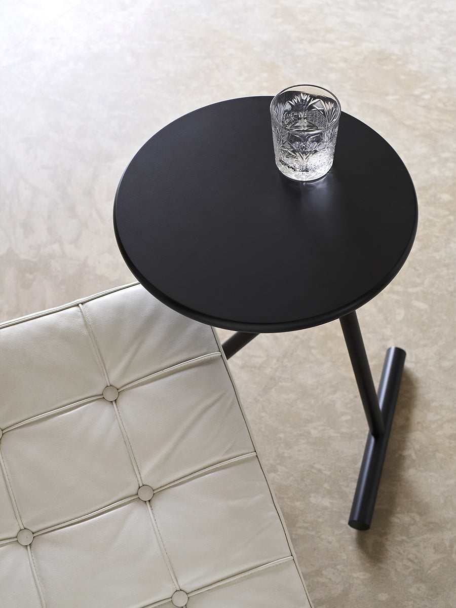 KOJI black side table