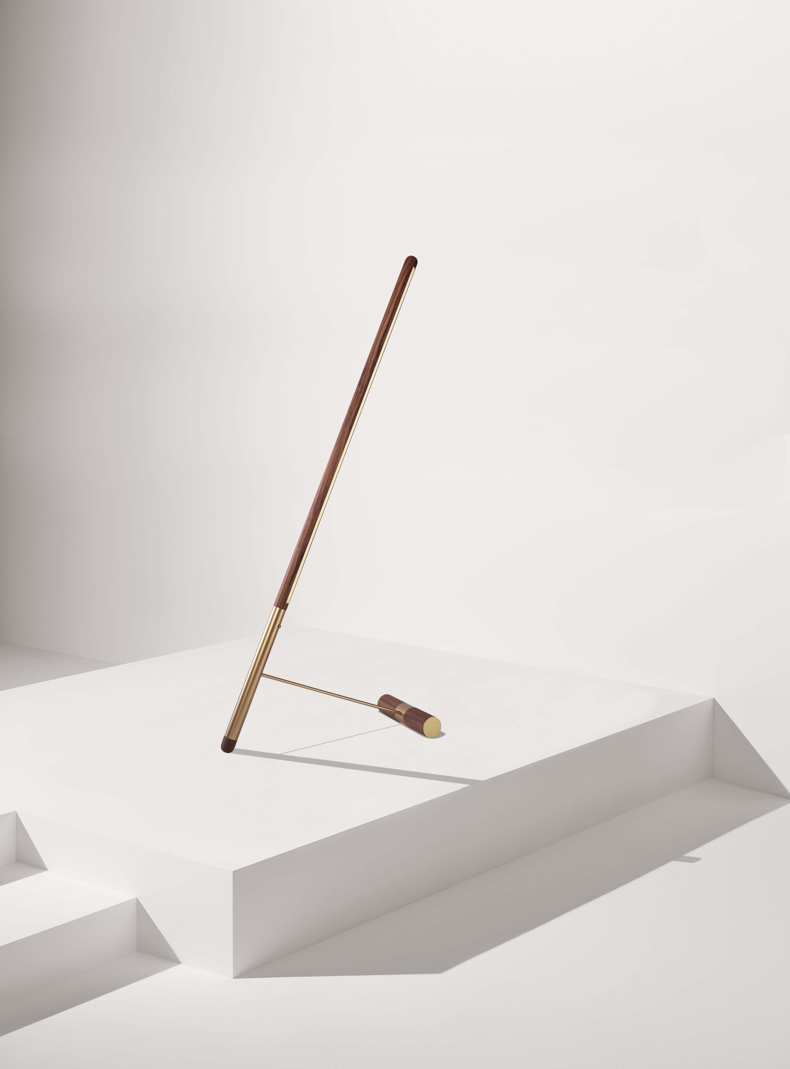 LINEA D Floor Lamp Walnut Wood with Brass Finish