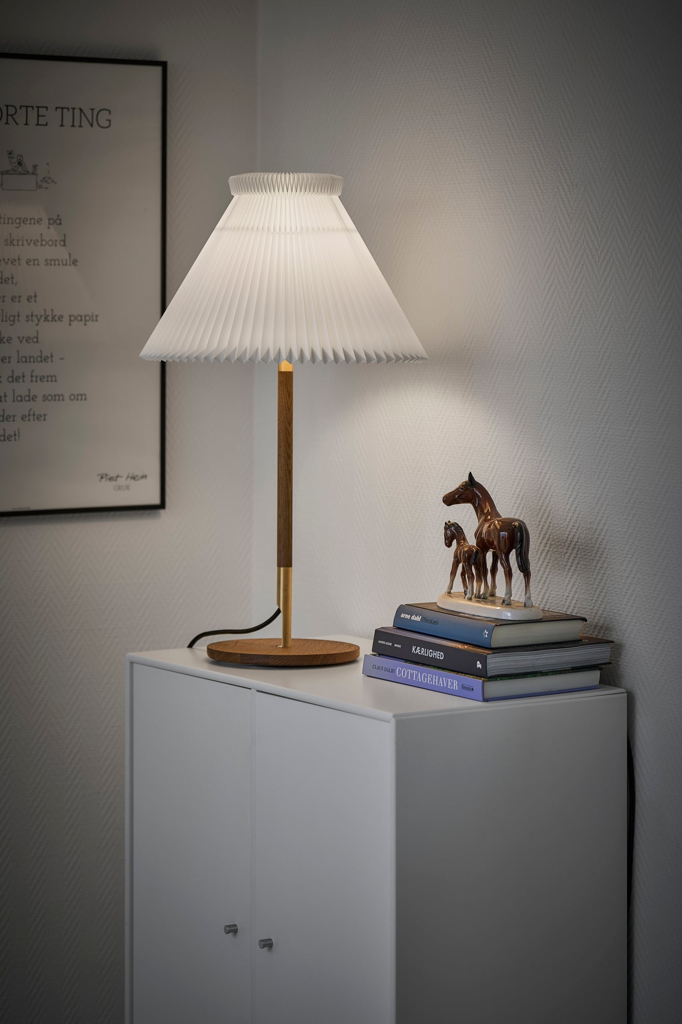 Table lamp MODEL 328 smoked oak