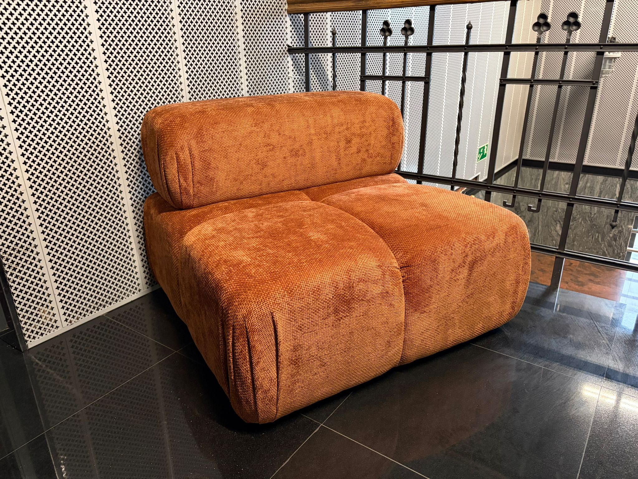 Pouf / velvet module LOKUA taupe