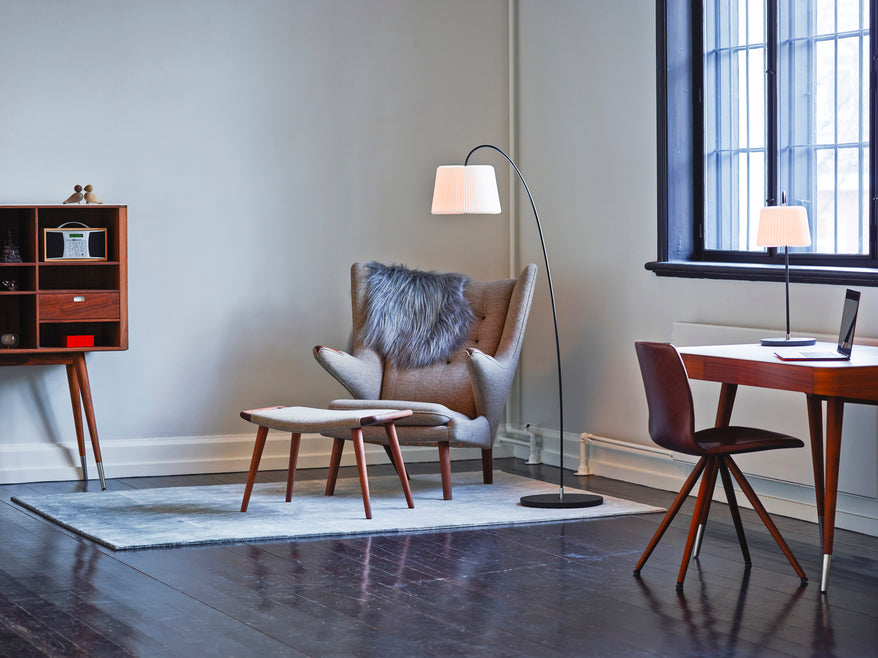 Floor lamp MODEL 320 SNOWDROP white with black base