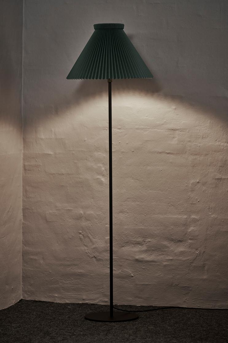 Floor lamp MODEL 334 blue with black base