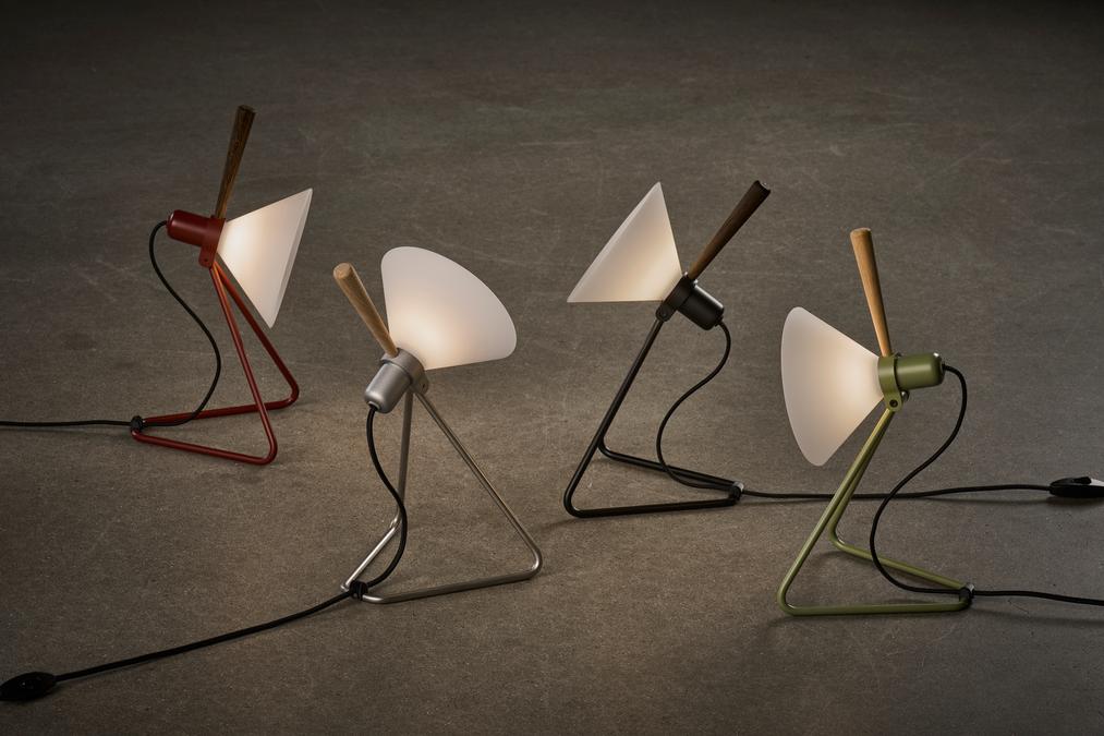 Tischlampe MODELL 356 SPOT rot