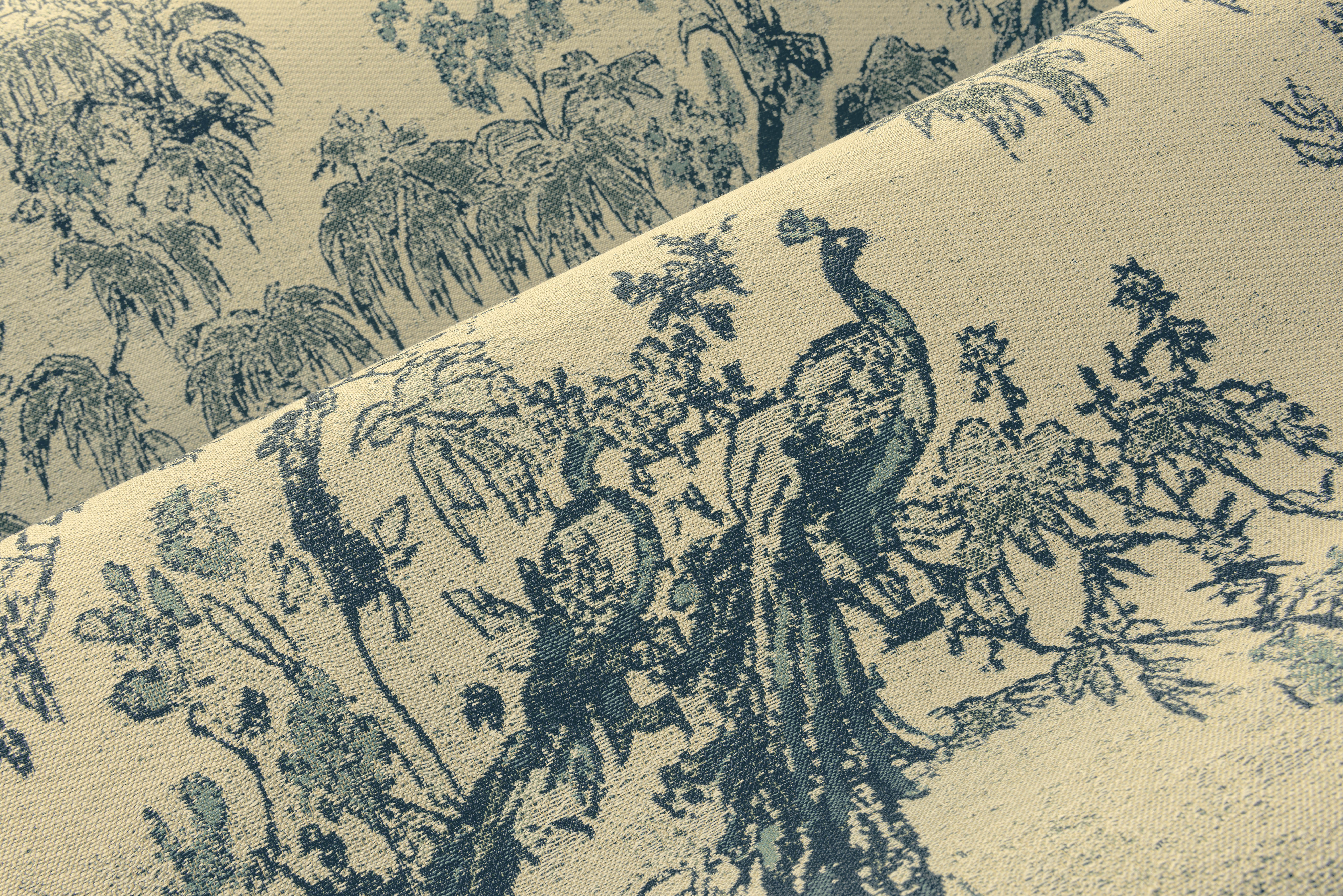 RAMAGE Gray Textile Wallpaper with Plant Motif