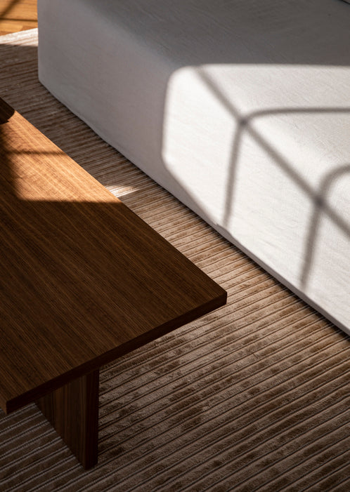 ANDROGYNE dark oak veneer coffee table