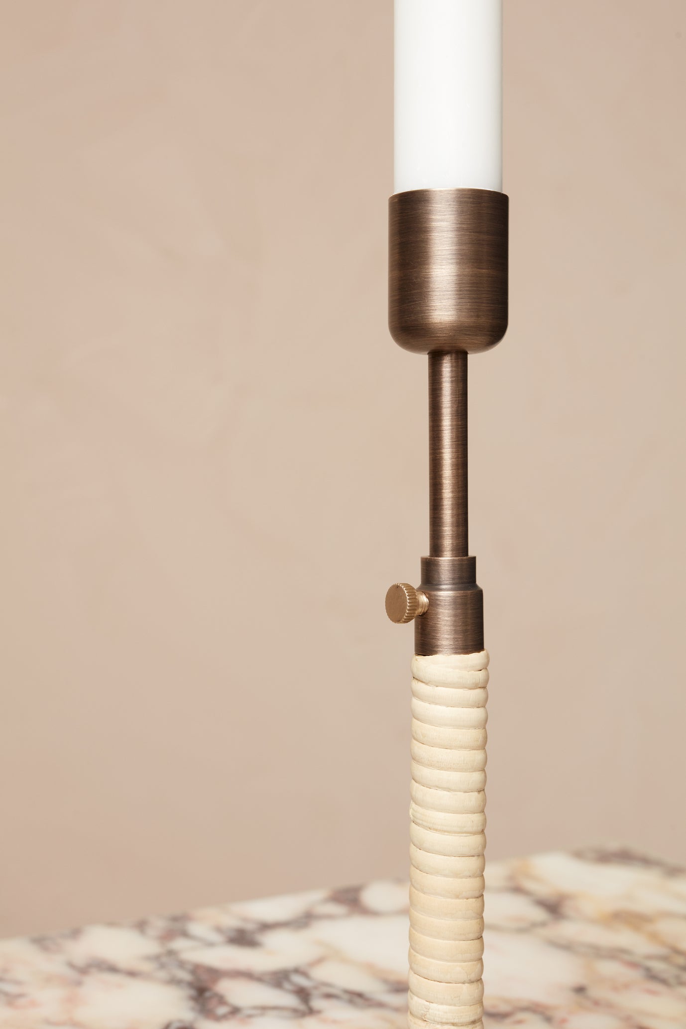 DUCA green candlestick