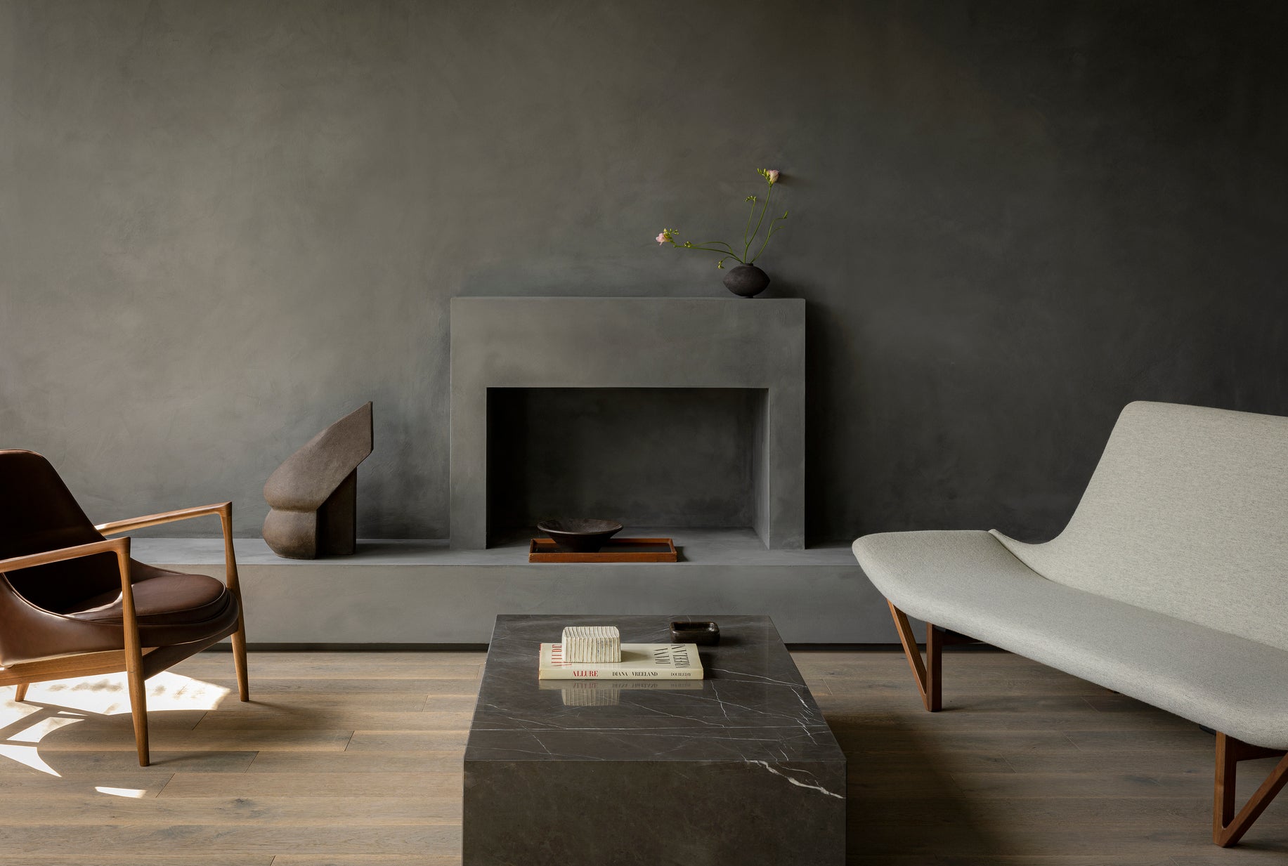 PLINTH GRAND coffee table brown marble