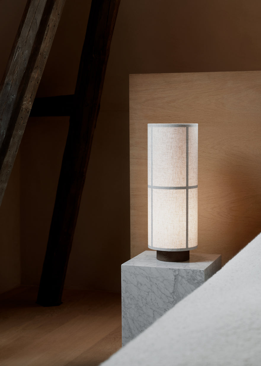 HASHIRA table lamp with an ash base