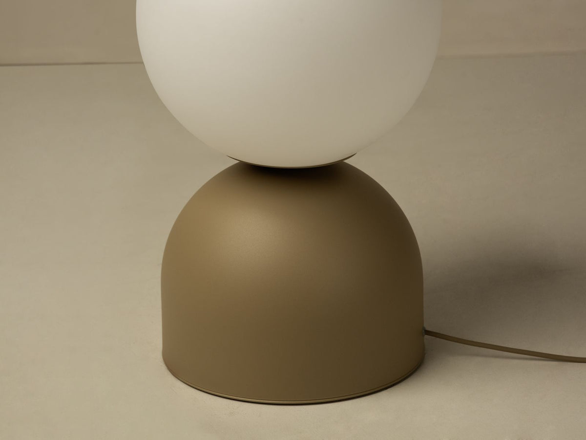 Lampa podłogowa ELY piaskowy – ujęcie 4