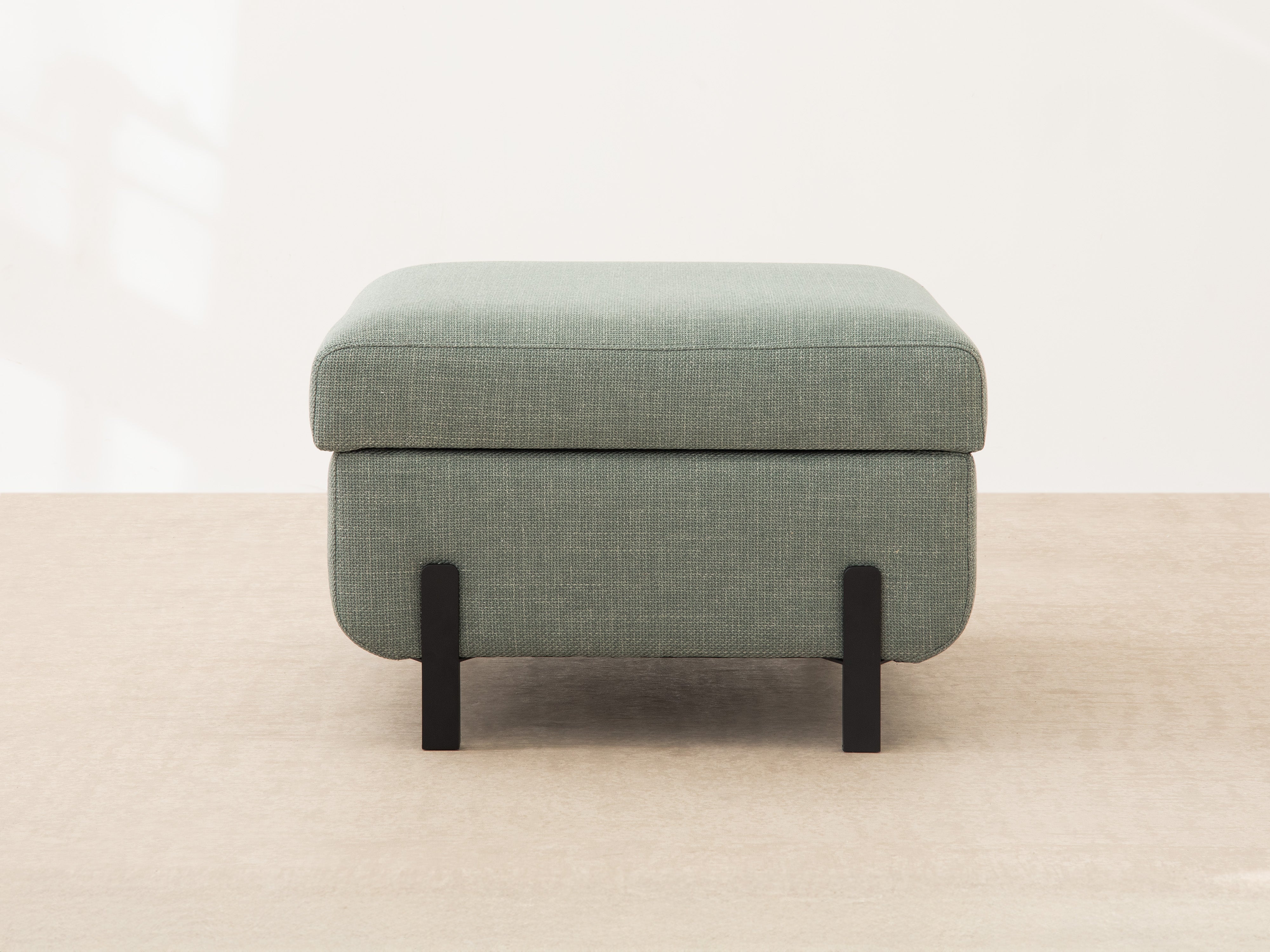 Puk with Box, "Gloria", 1 Seat, Light Gray, 87x72x46
Made in Europe
