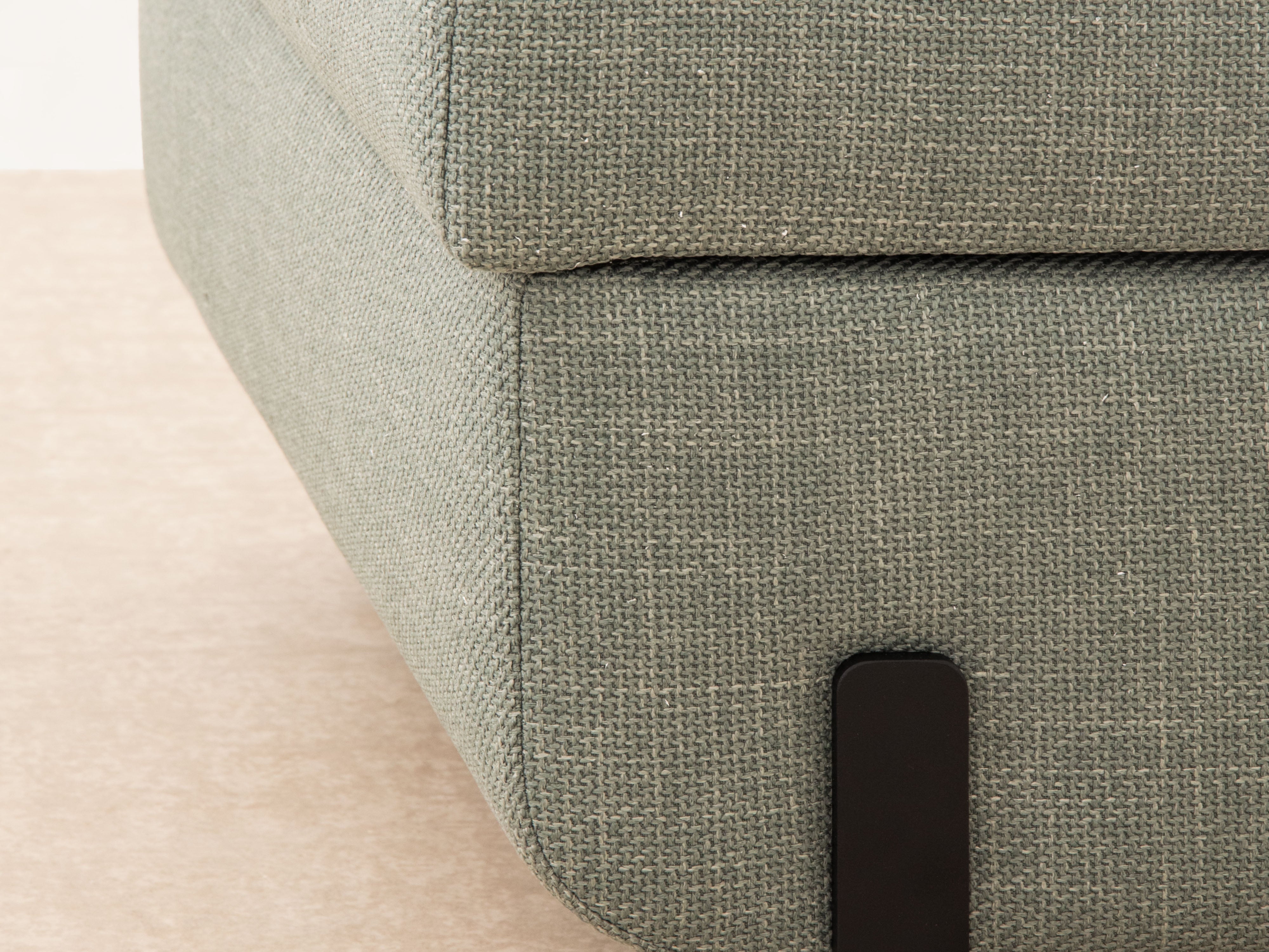 Puk with Box, "Gloria", 1 Seat, Light Gray, 87x72x46
Made in Europe