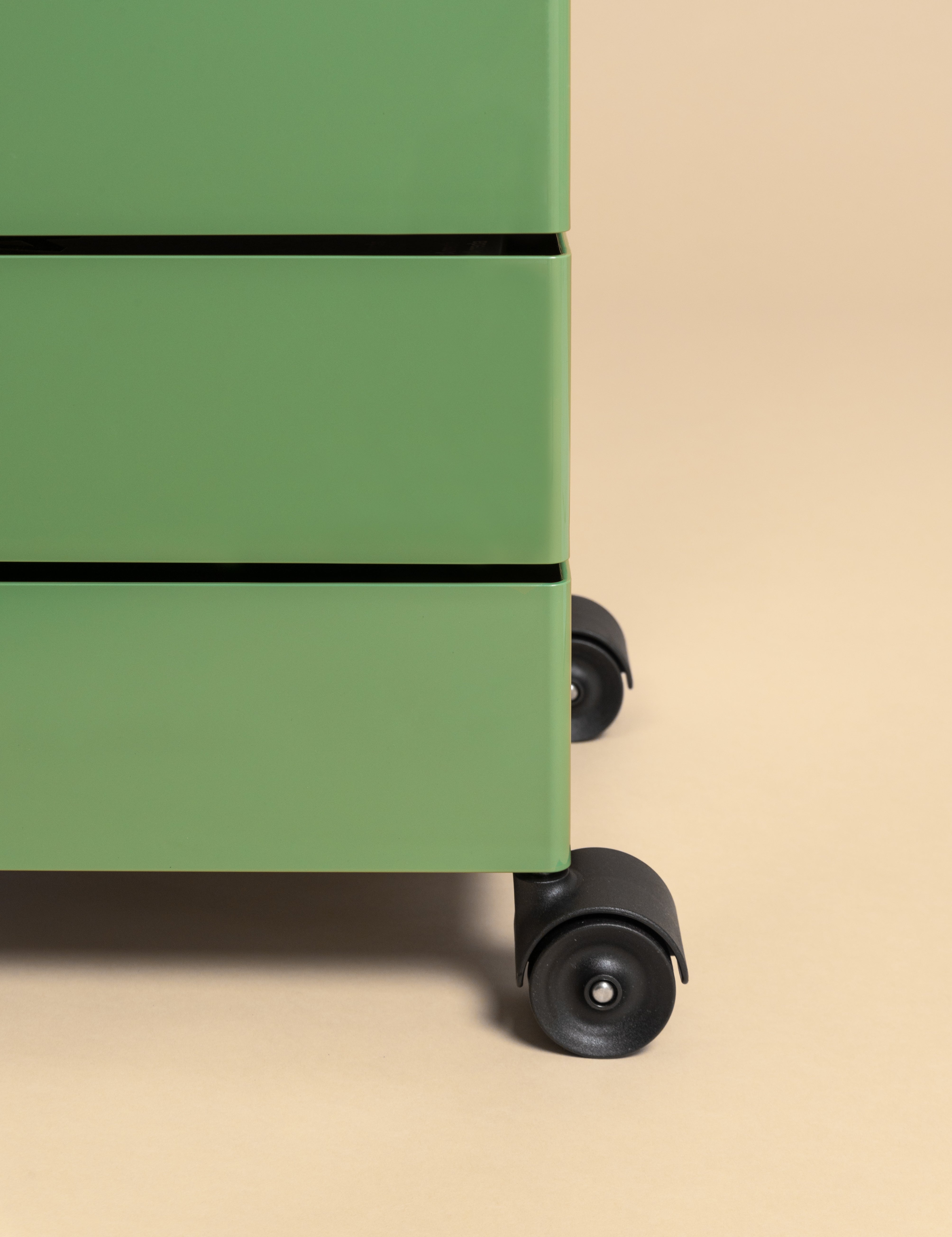 Schrank mit Rädern 360˚ verschiedene Farben
