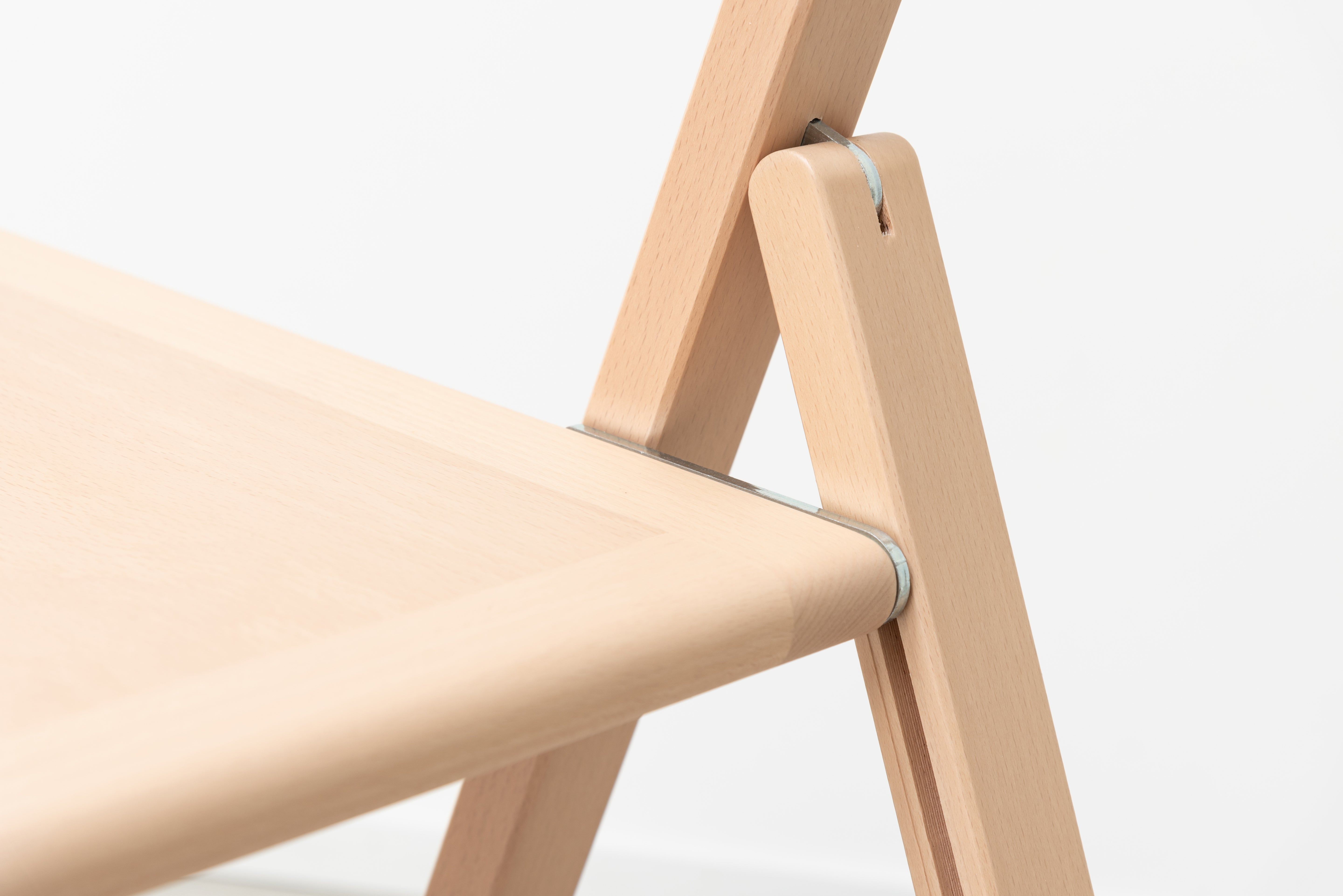 AVIVA Folding Chair Pink Beech Wood