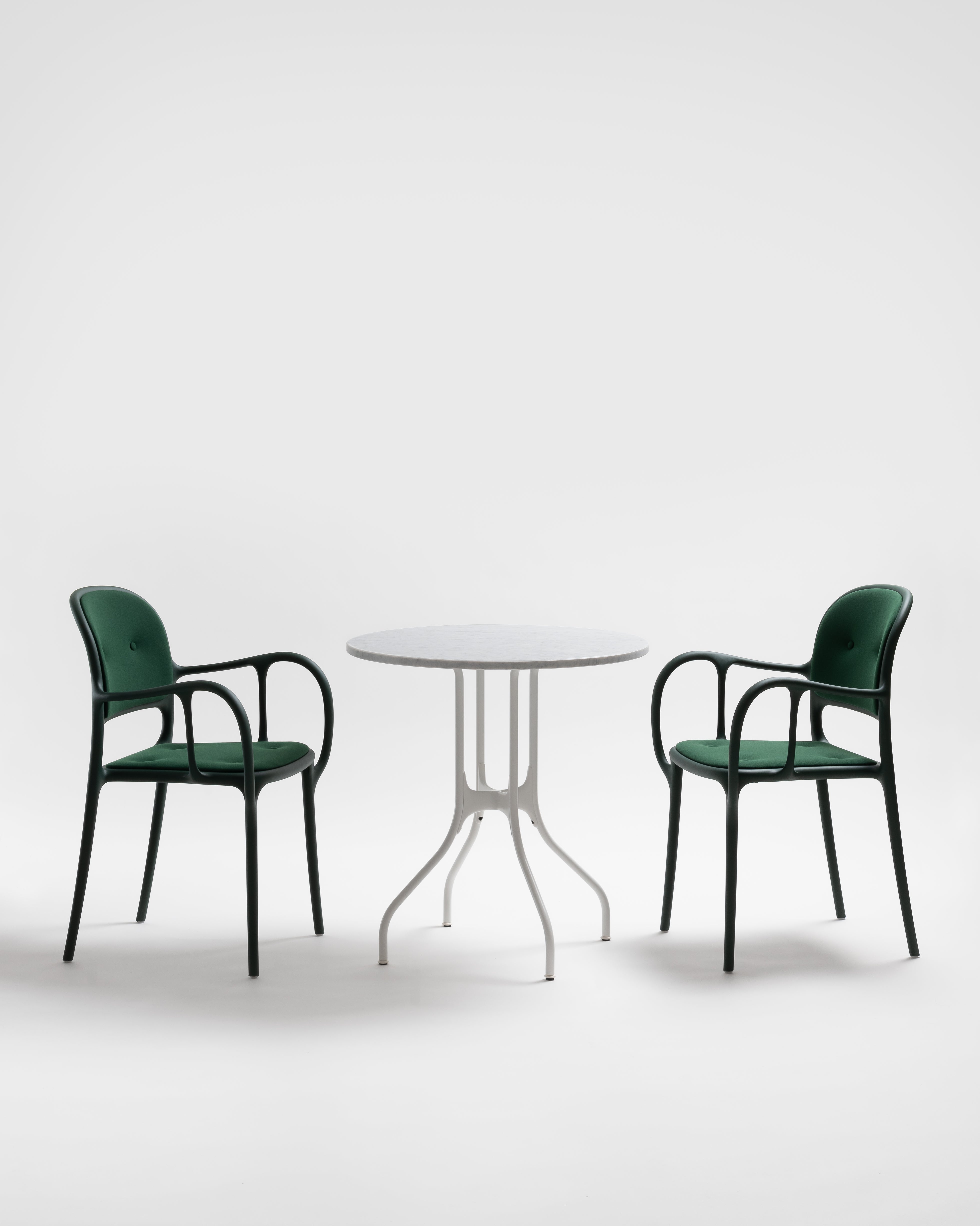 MILA chair black