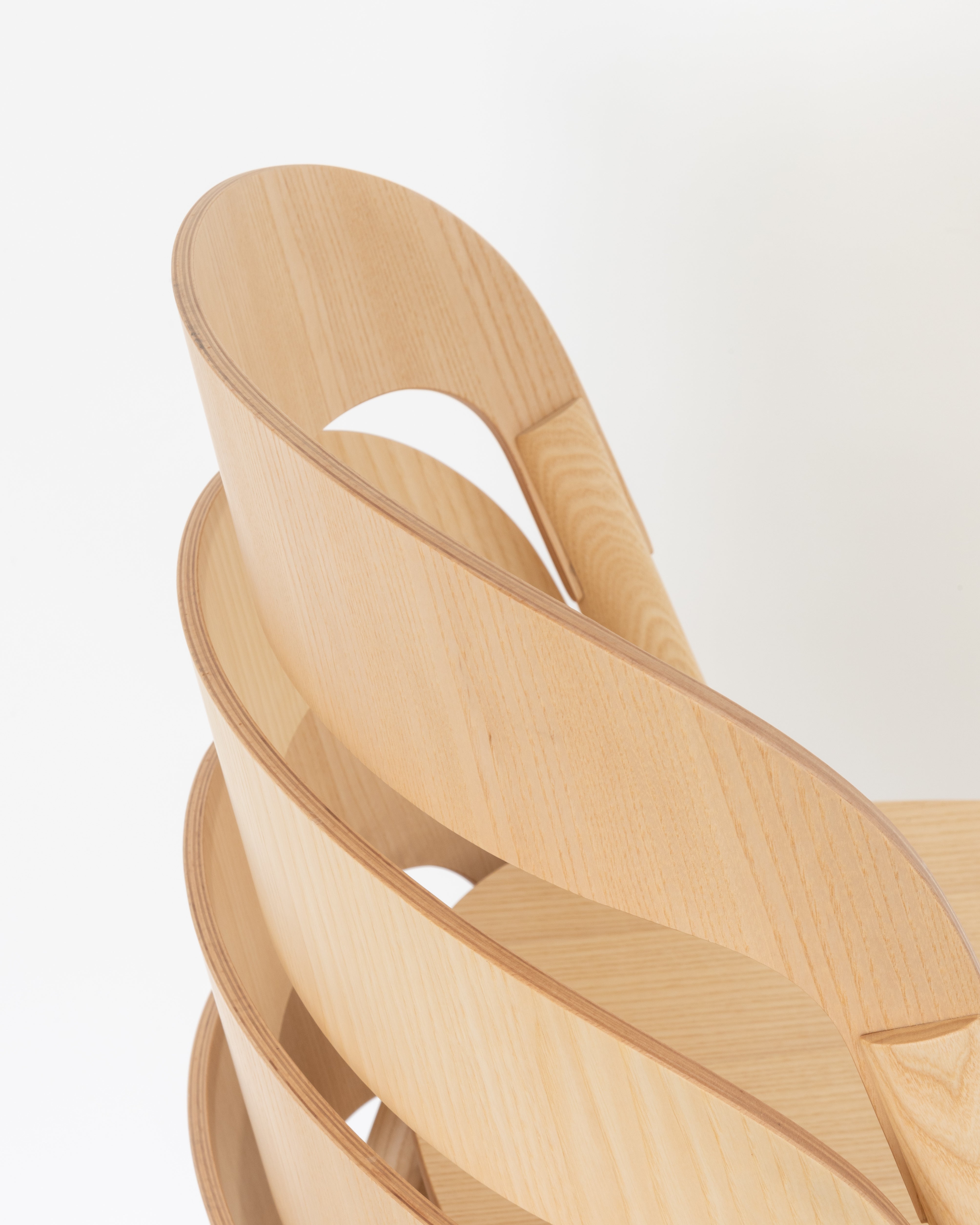 PILA chair in gray ash wood