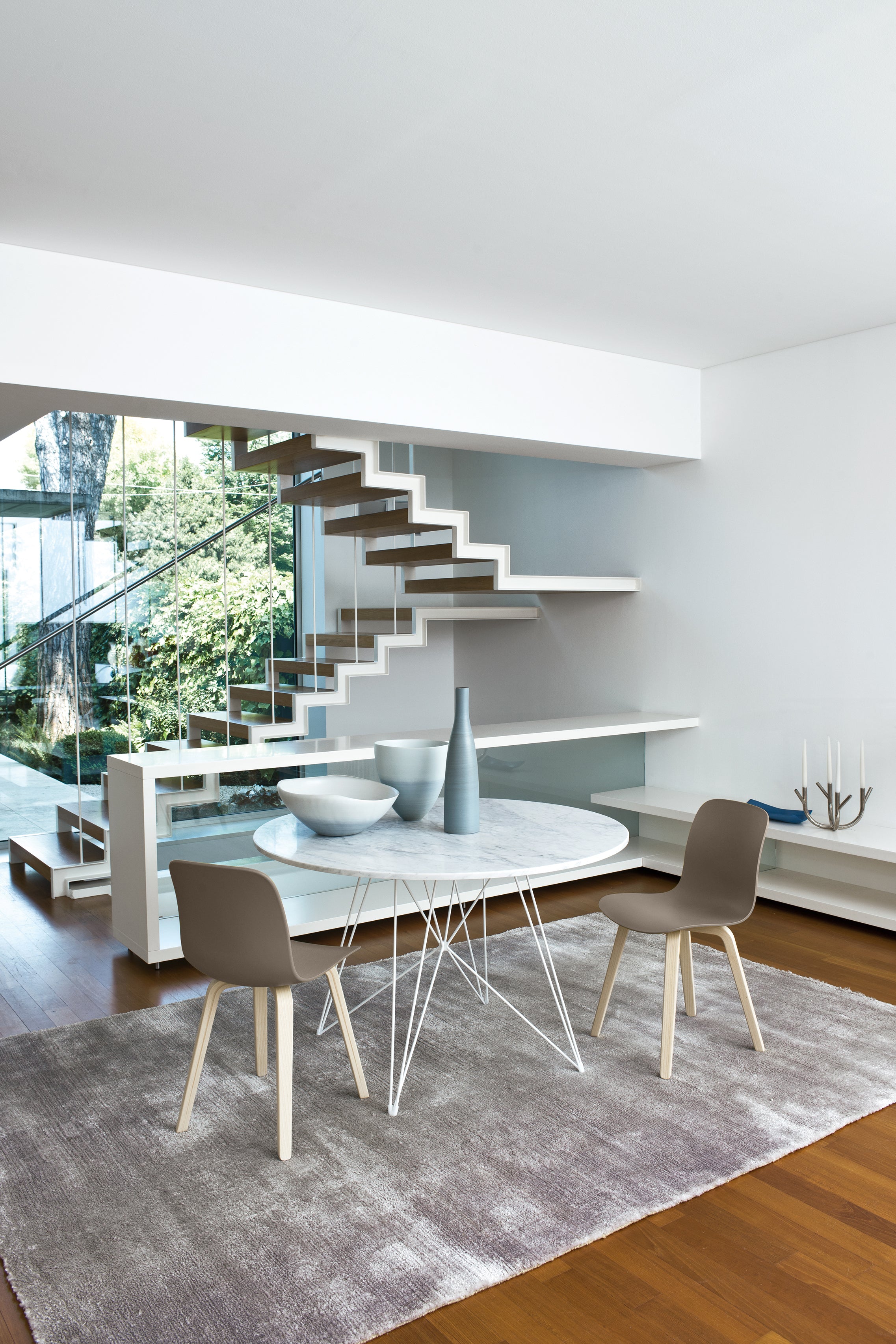 SUBSTANCE chair in brown with an ash base