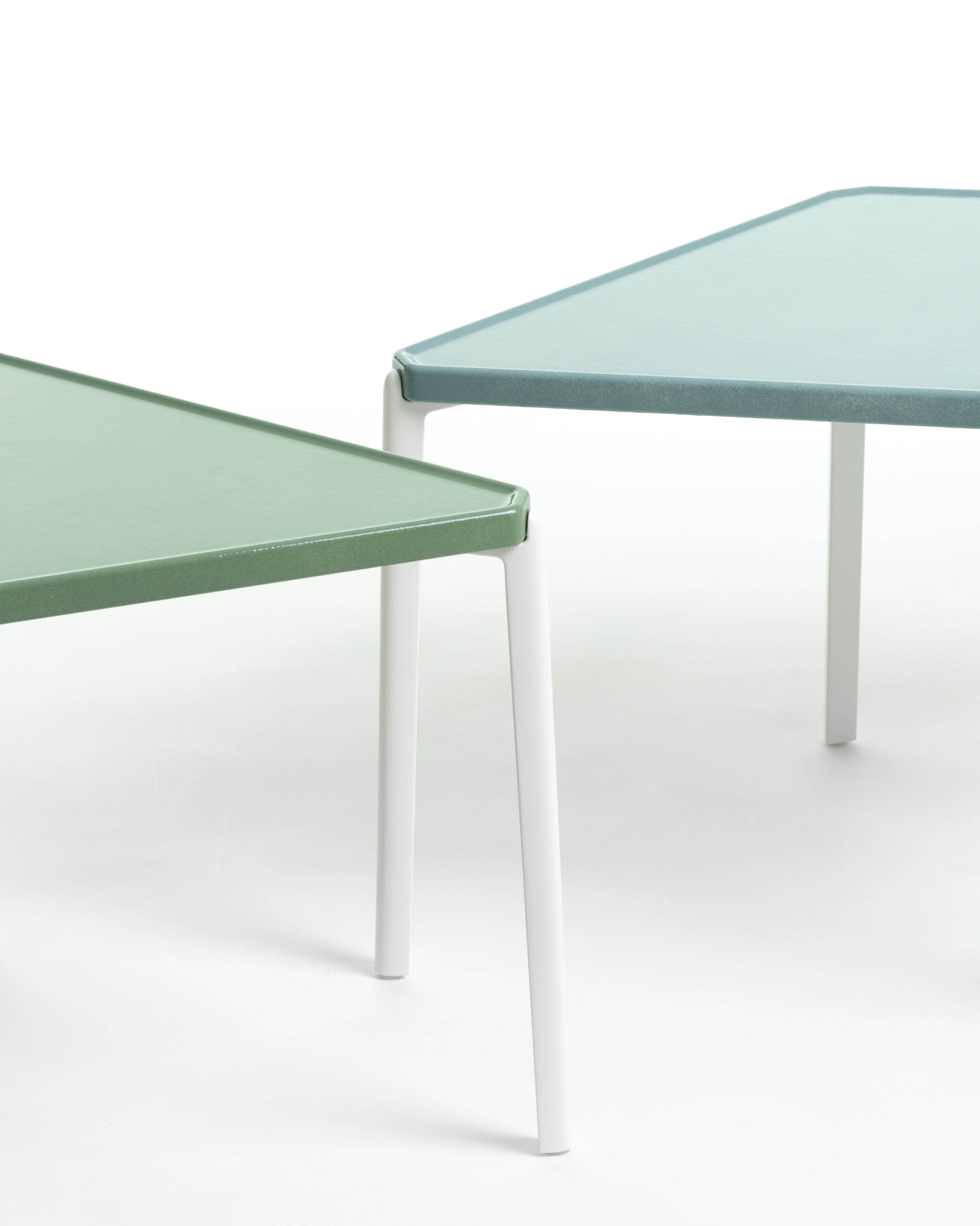 TAMBOUR cream concrete coffee table