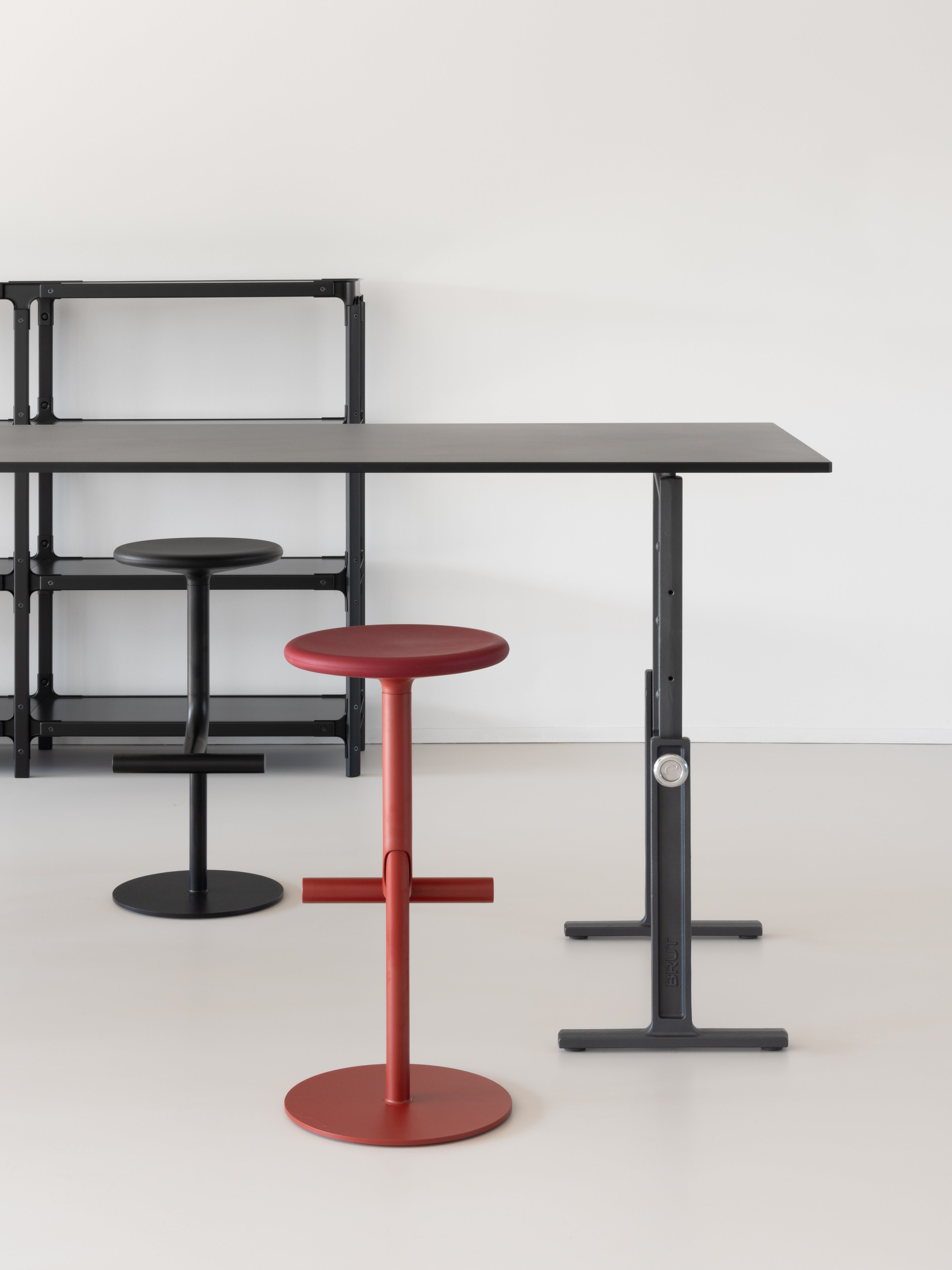 Drehhocker TIBU schwarz