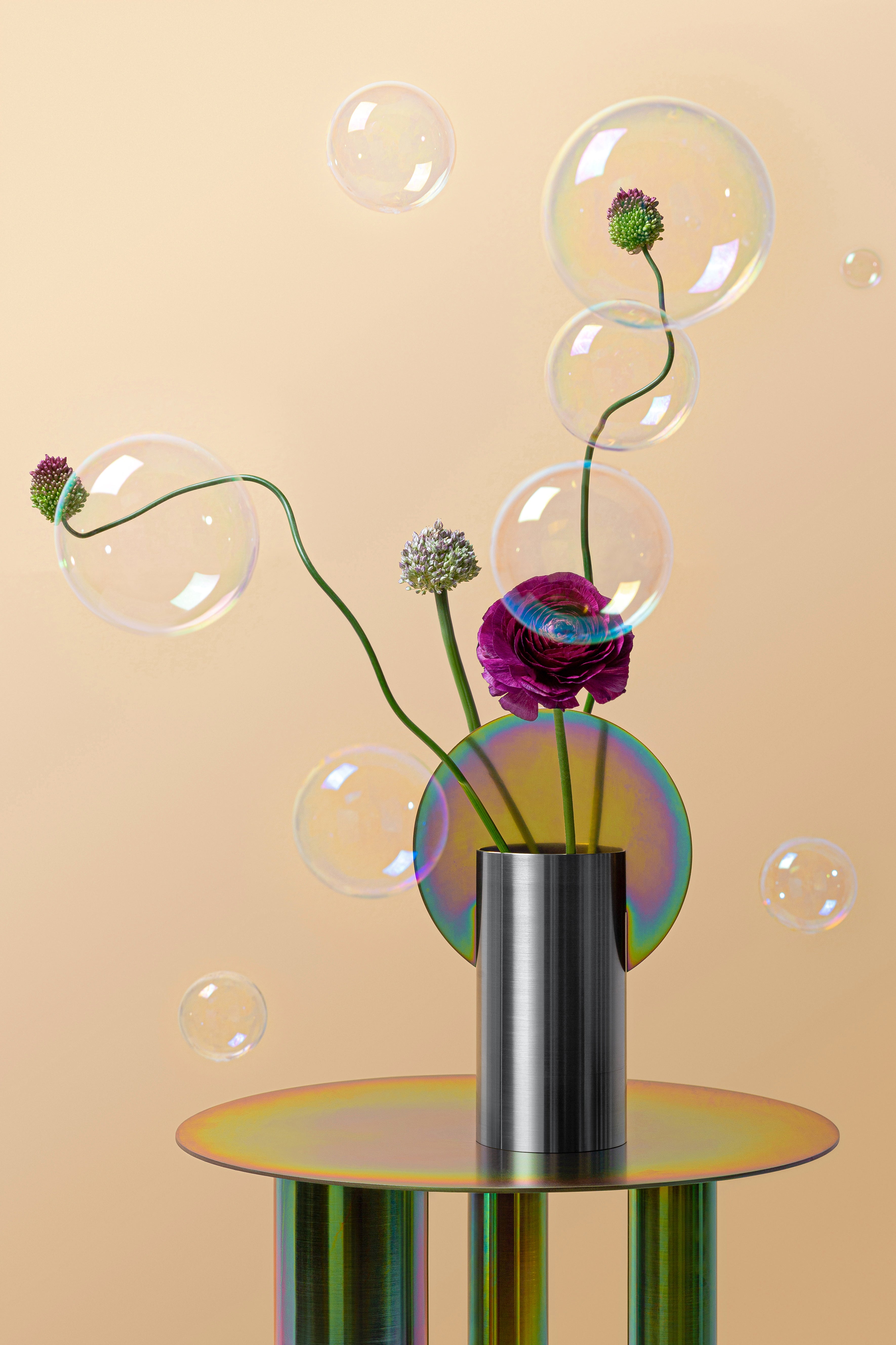 Wazon MALEVICH - NUMMERIERTE EDITION aus rostfreiem Stahl mit regenbogenfarbenem Zink