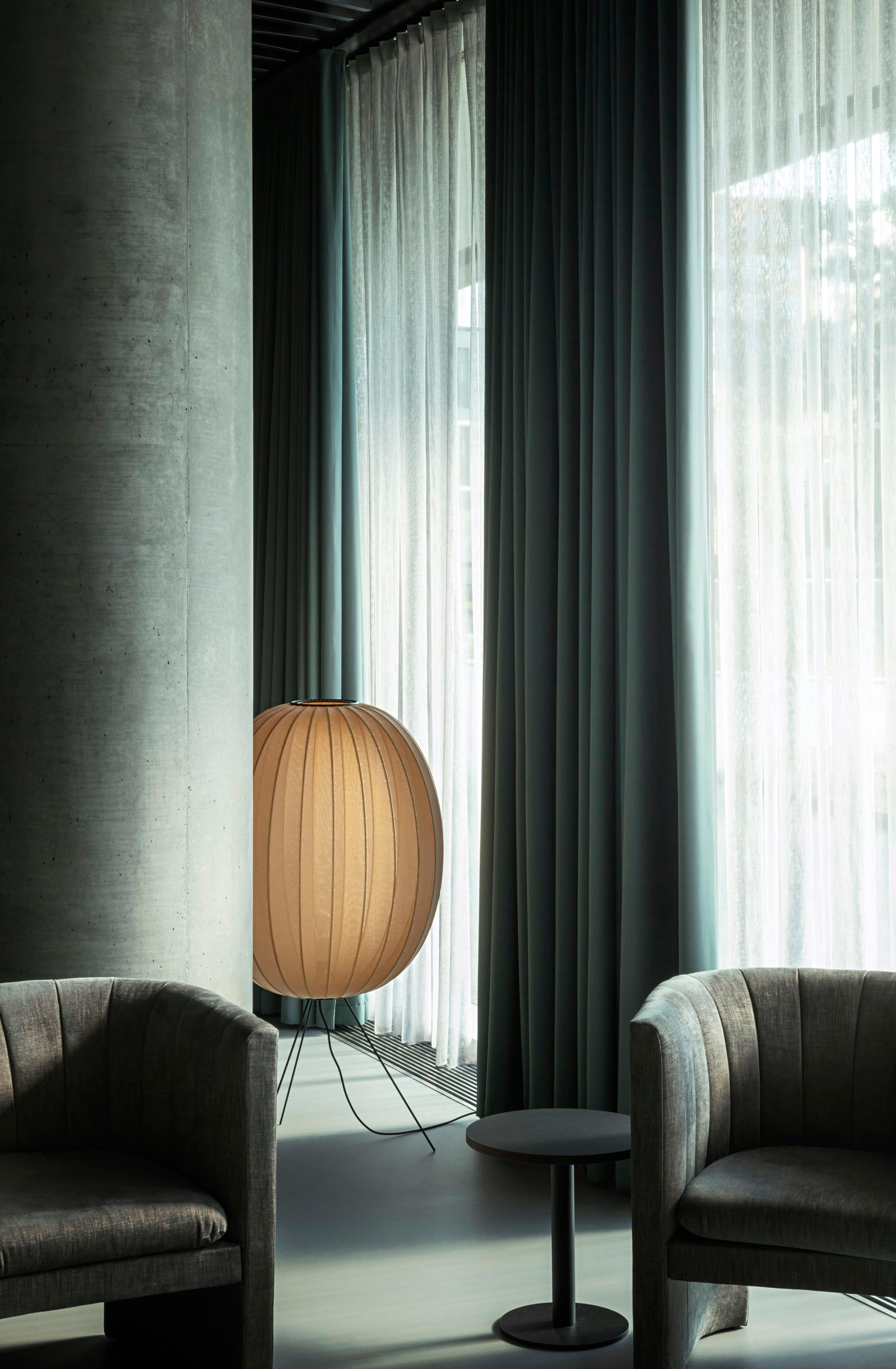 Stehlampe Dreibein KNIT-WIT gelb