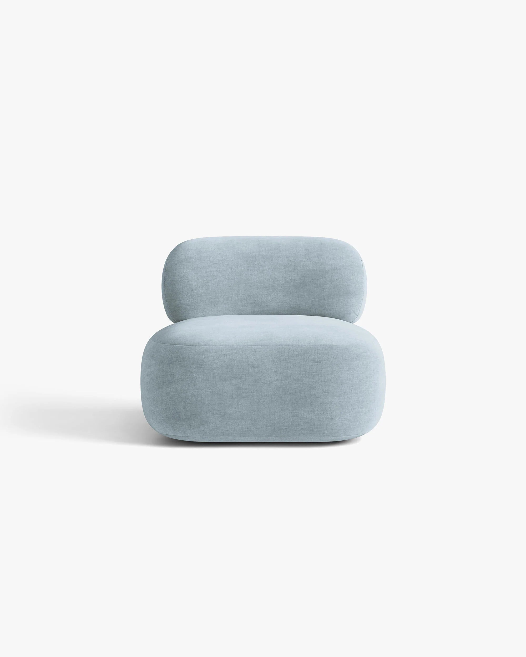 Sessel AURA in pastellblauem Chenille