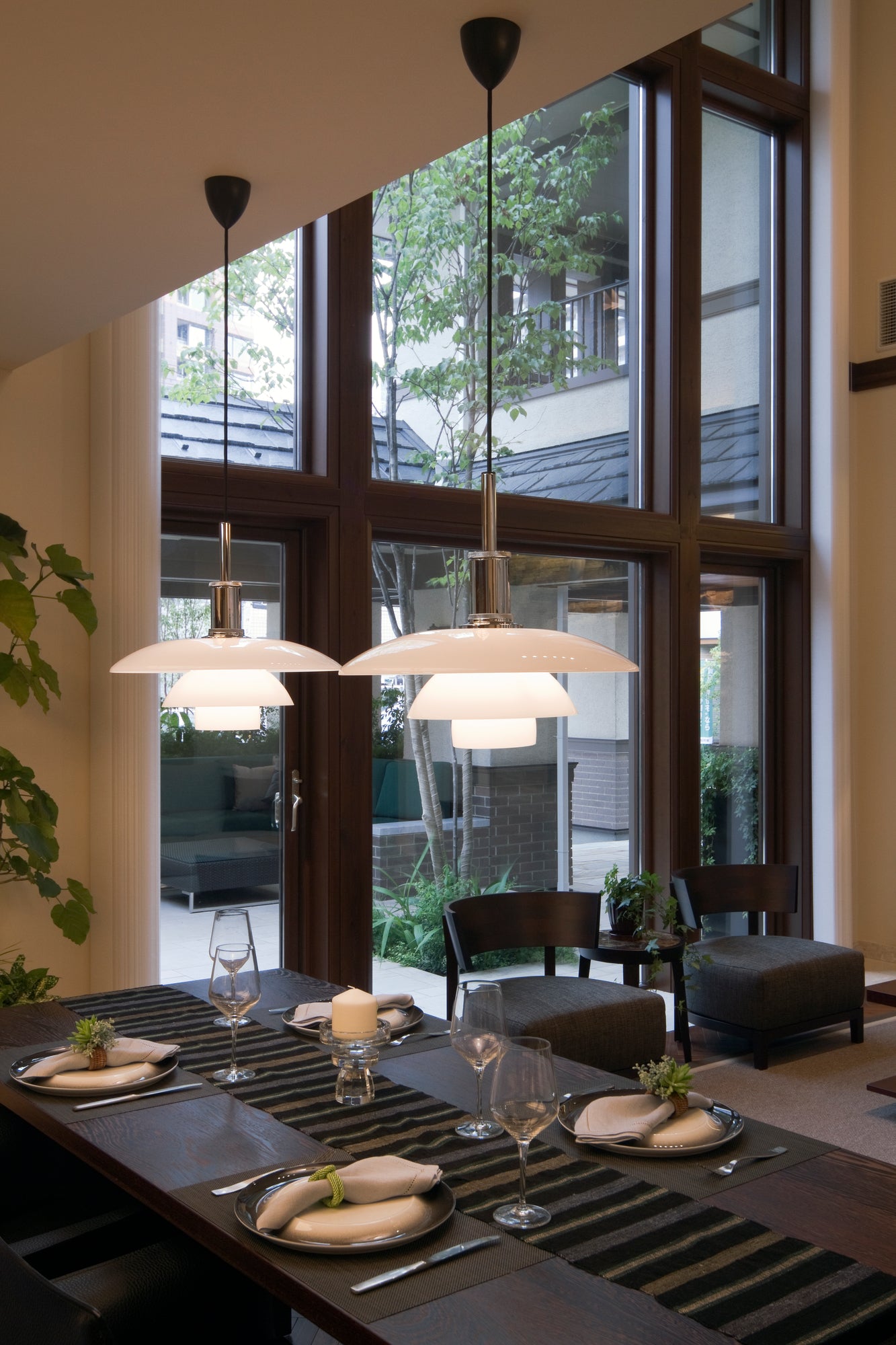 Pendelleuchte PH 4½-4 weiß mit verchromter Oberfläche